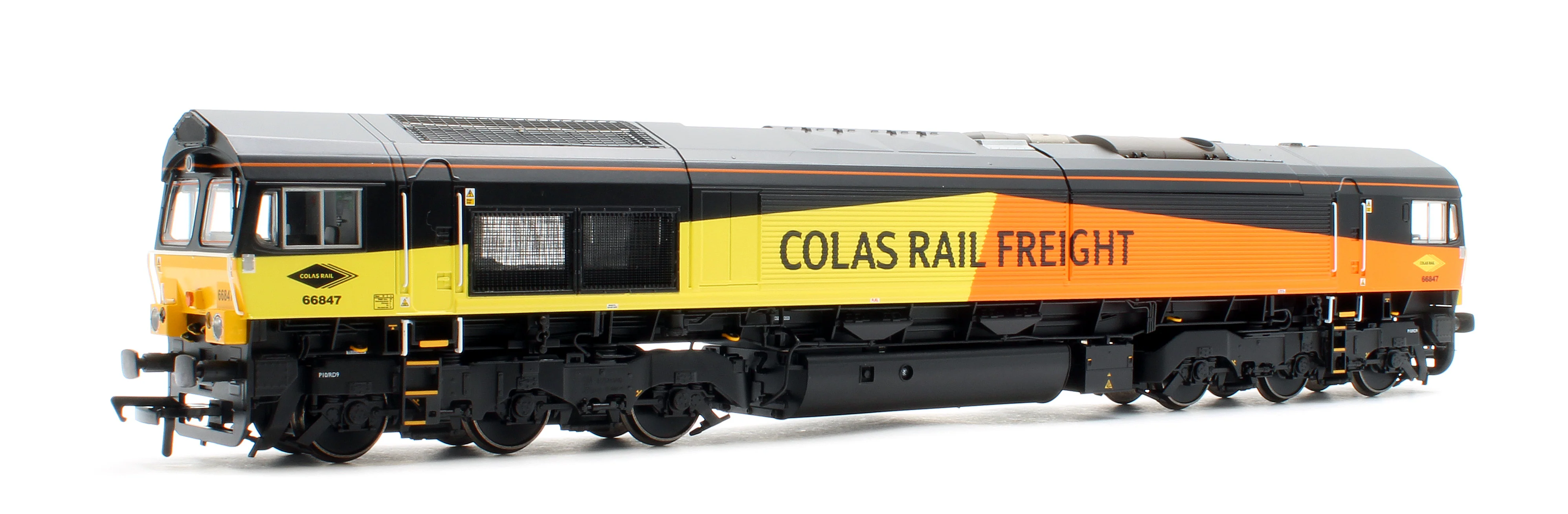 50-004SFX Class 66/8 66847 'Terry Baker' Colas Rail Freight Diesel Locomotive - Deluxe DCC Sound - Image 3
