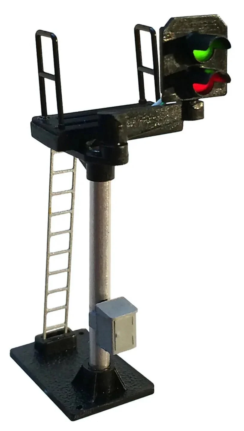 B32R 2 Aspect Home (R/G) Platform Right Offset Square Head (Type 2) Signal