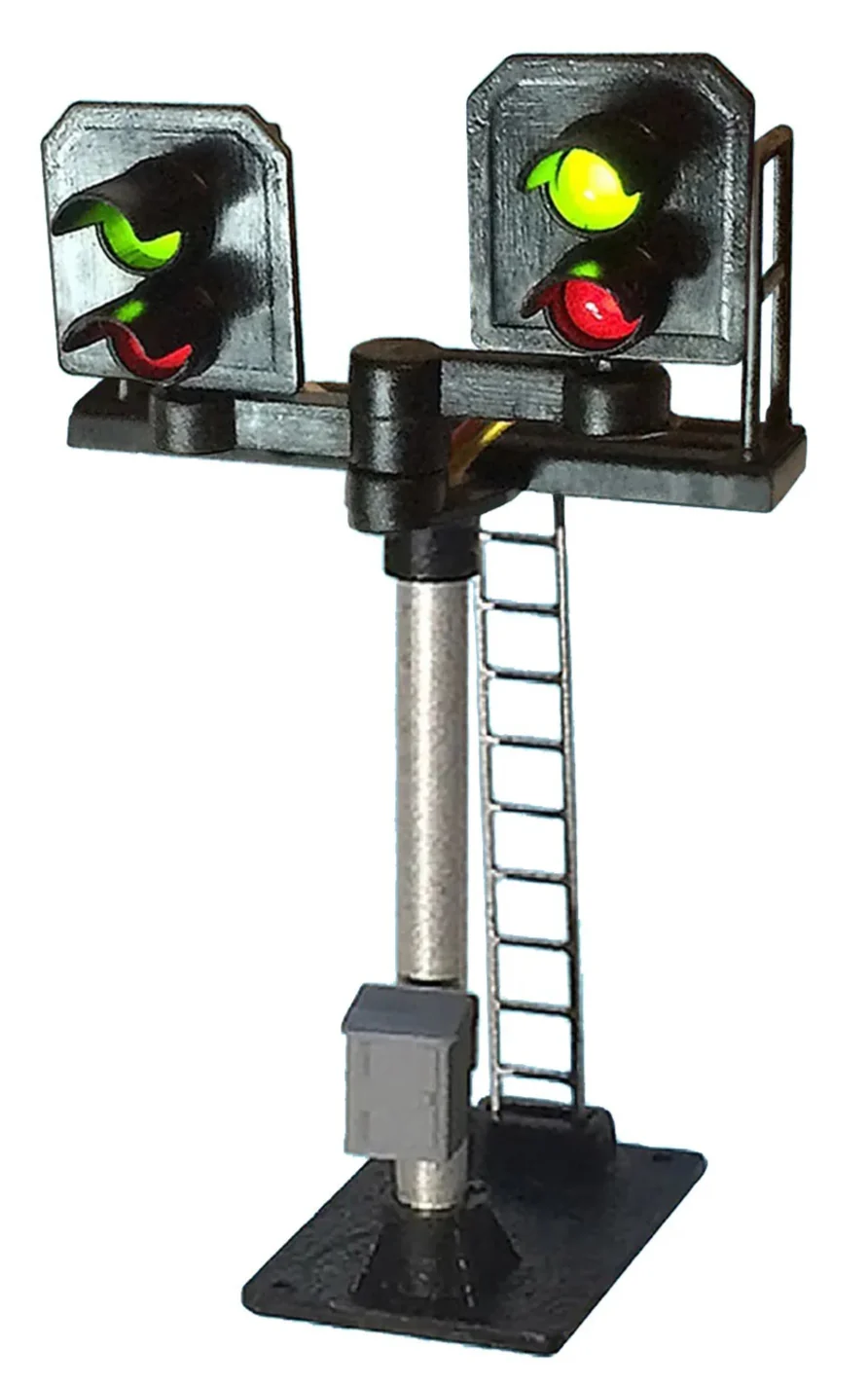 B384 2 Aspect Home (R/G) Platform Stepped T Junction Square Head (Type 2) Signal