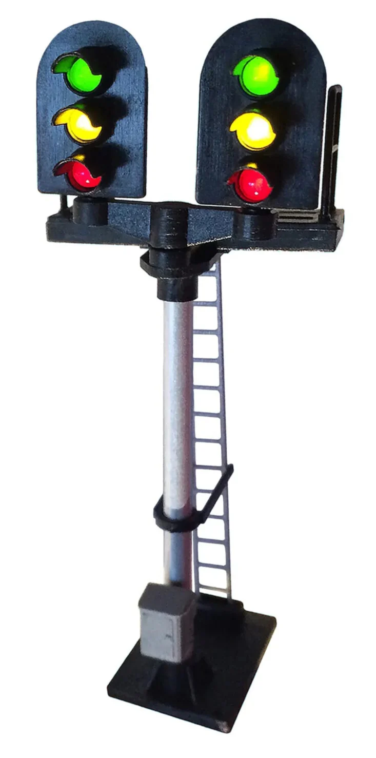 B536 3 Aspect (R/Y/G) Standard T Junction Round Head (type 2) Signal