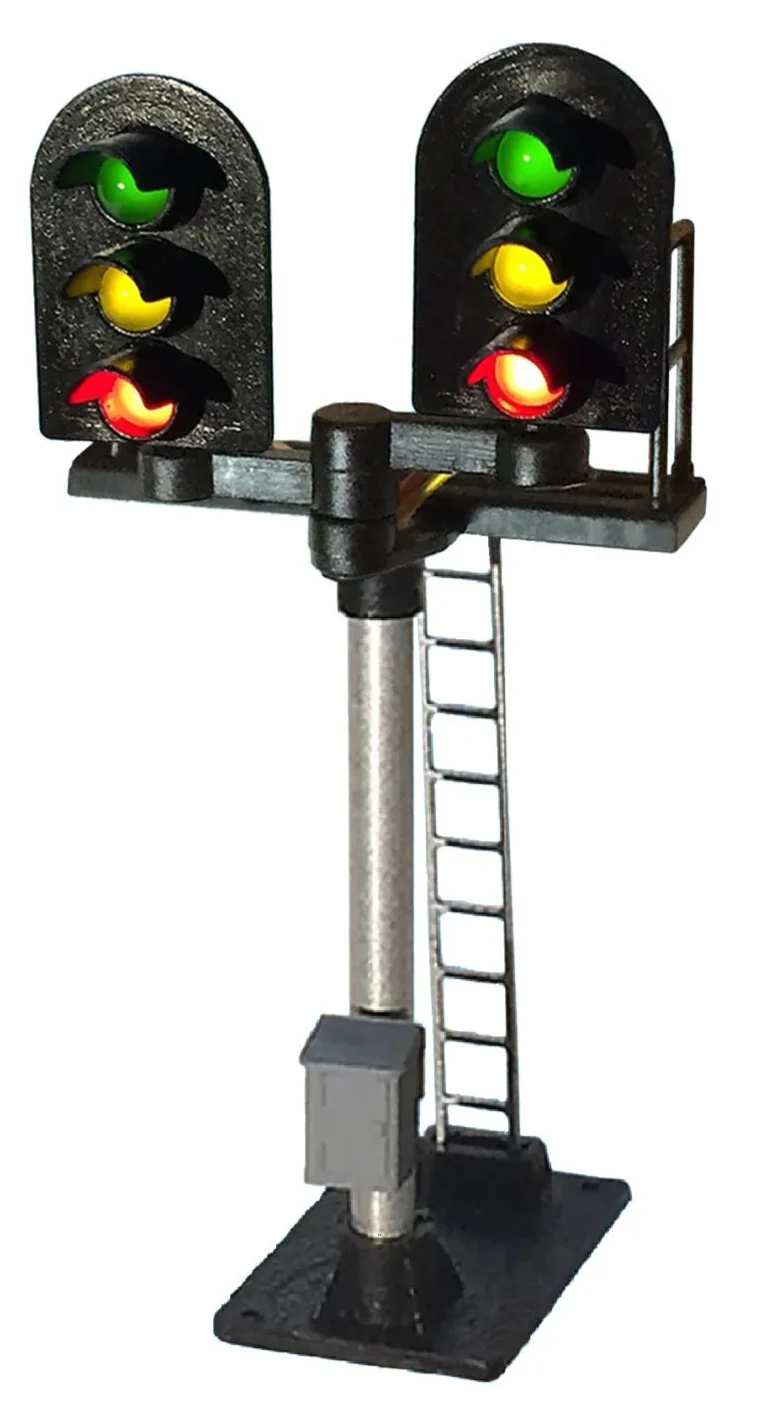 B586 3 Aspect (R/Y/G) Platform Stepped T Junction Round Head (type 2) Signal