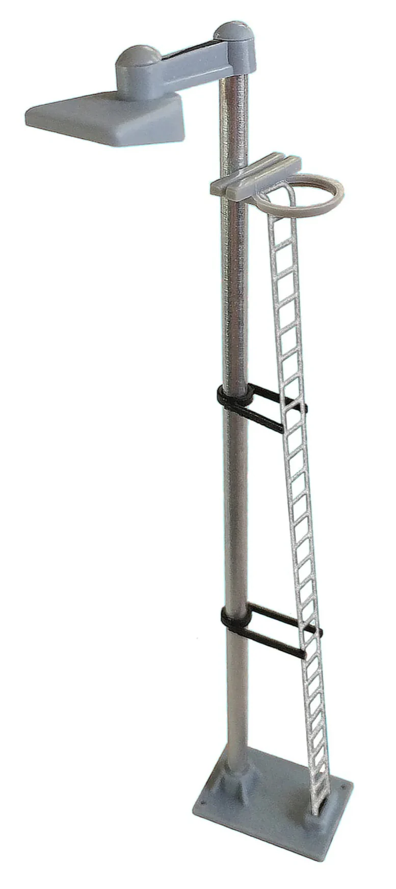 BL06S Dustpan Single Head Tall Yard Lamp (Silver Ladder) Yellow LED