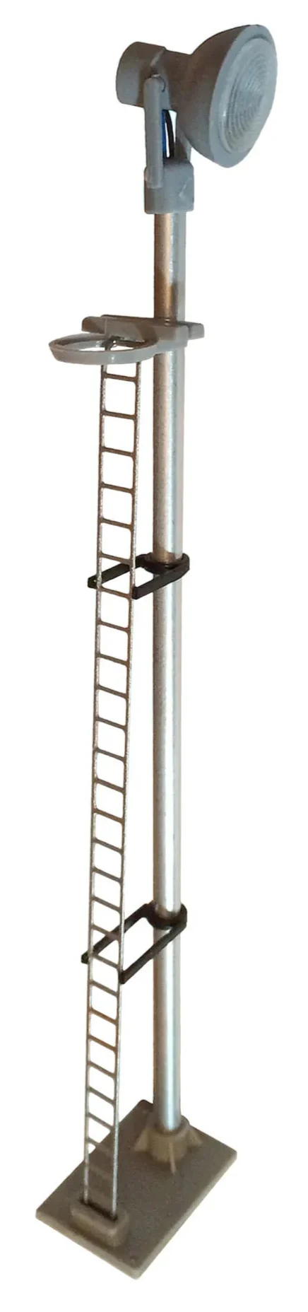 BL09S Single Spotlight Head Tall Yard Lamp (Silver Ladder) White LED