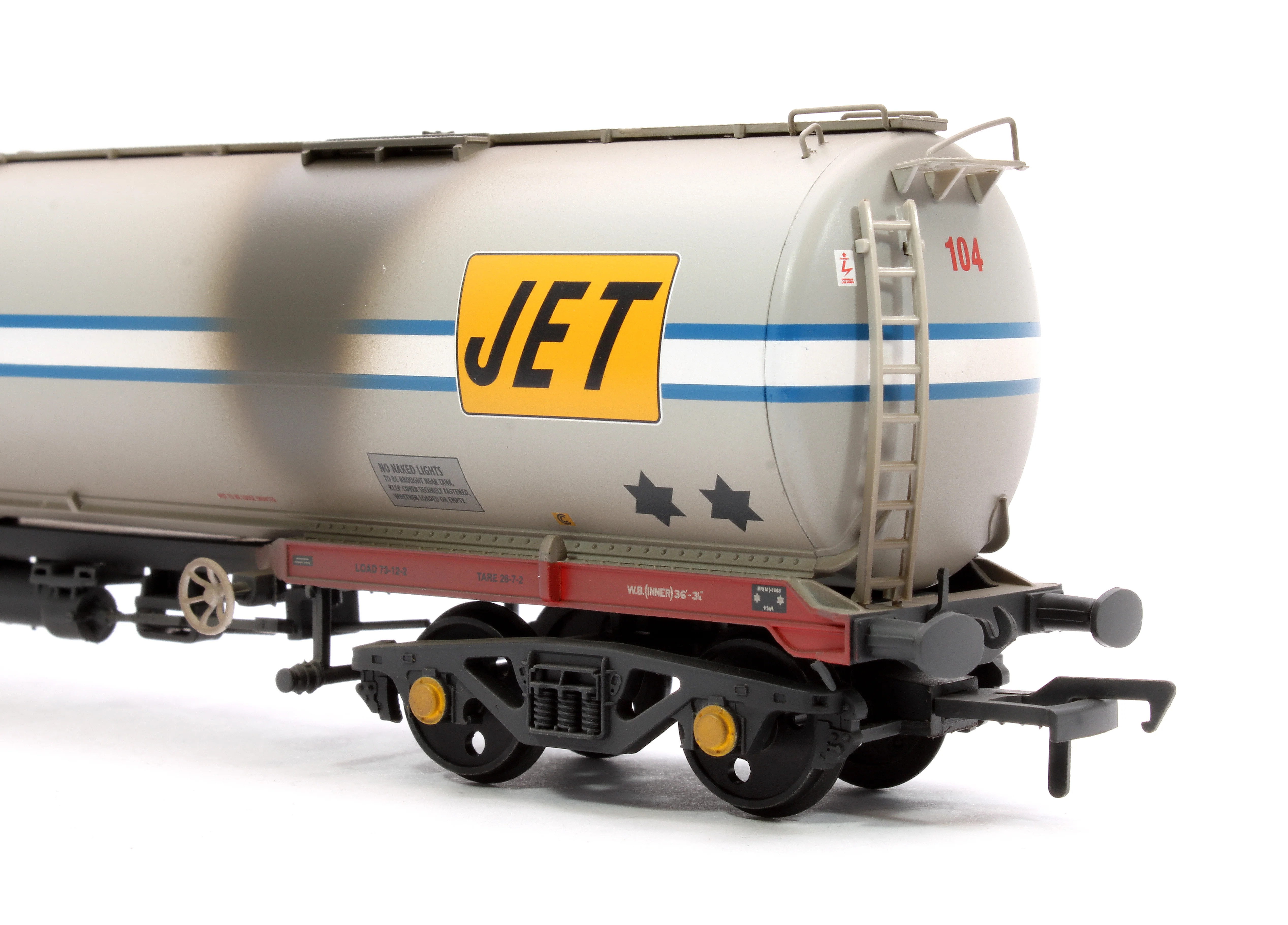 38-109A BR 102T TEA Bogie Tank Wagon 'Jet-Conoco' Light Grey No. 104 - Weathered - Image 4