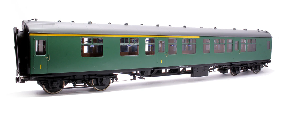 7P-001-801UD BR Mk1 SR Green CK Unnumbered with Window Beading - DCC Fitted - Image 3