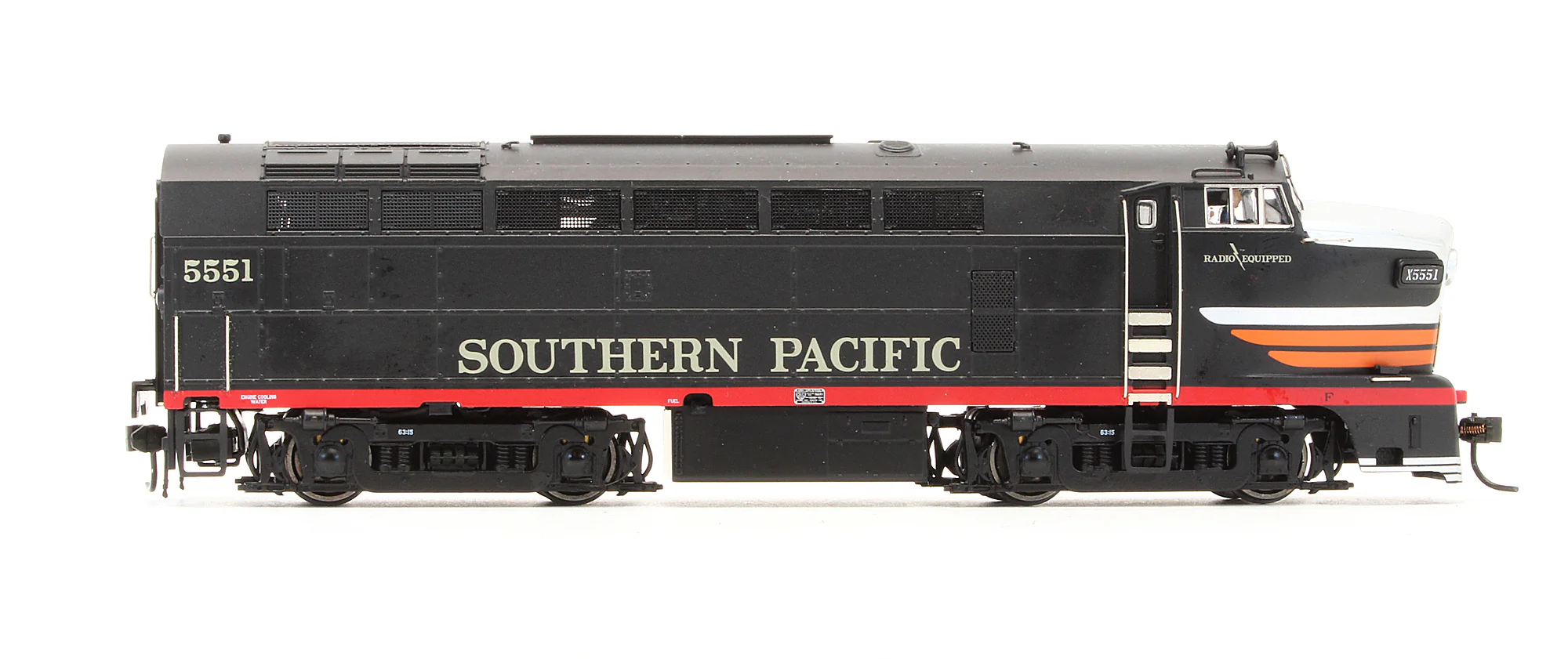 7709 Pre-Owned BLW Sharknose A-Unit Black Widow Paint Scheme Diesel Locomotive - Road #5551 - DCC Sound - Image 3