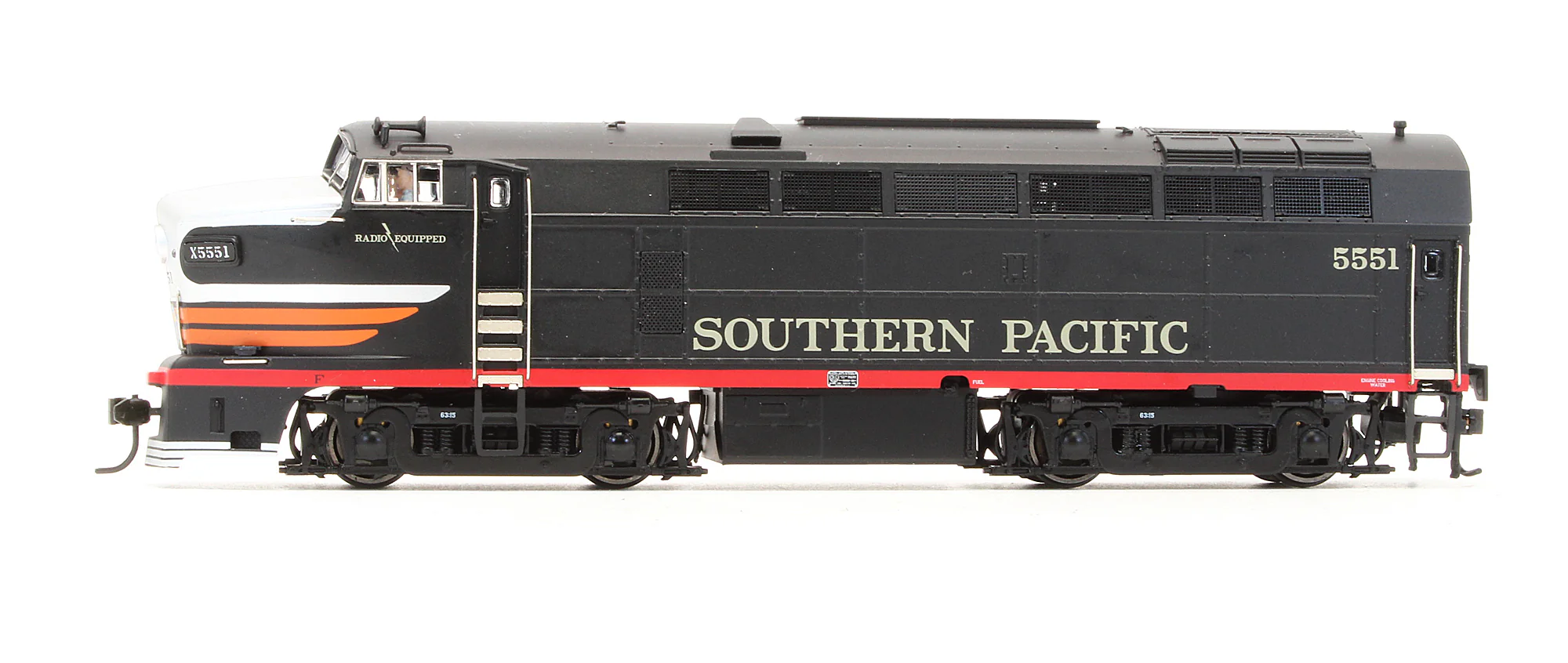 7709 Pre-Owned BLW Sharknose A-Unit Black Widow Paint Scheme Diesel Locomotive - Road #5551 - DCC Sound - Image 4
