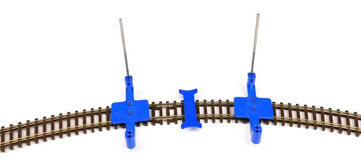 GM3620521 TT:120 Gauge Catenary Mast Positioner - Image 3