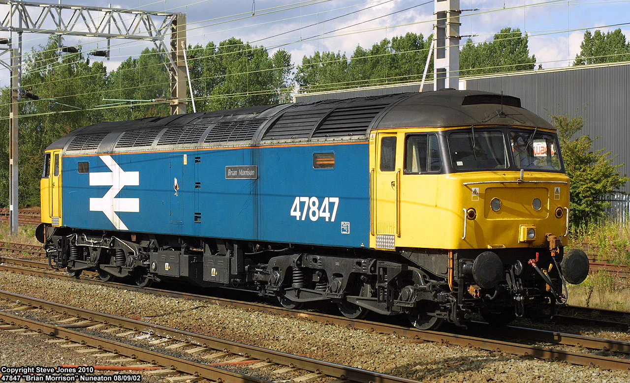 CM-47840/847-CCFPW Highly Detailed Premium Weathered Class 47 BR Blue/Large Logo Cross Country Farewell No.47840/847 Diesel Locomotive Twin Pack - Image 5