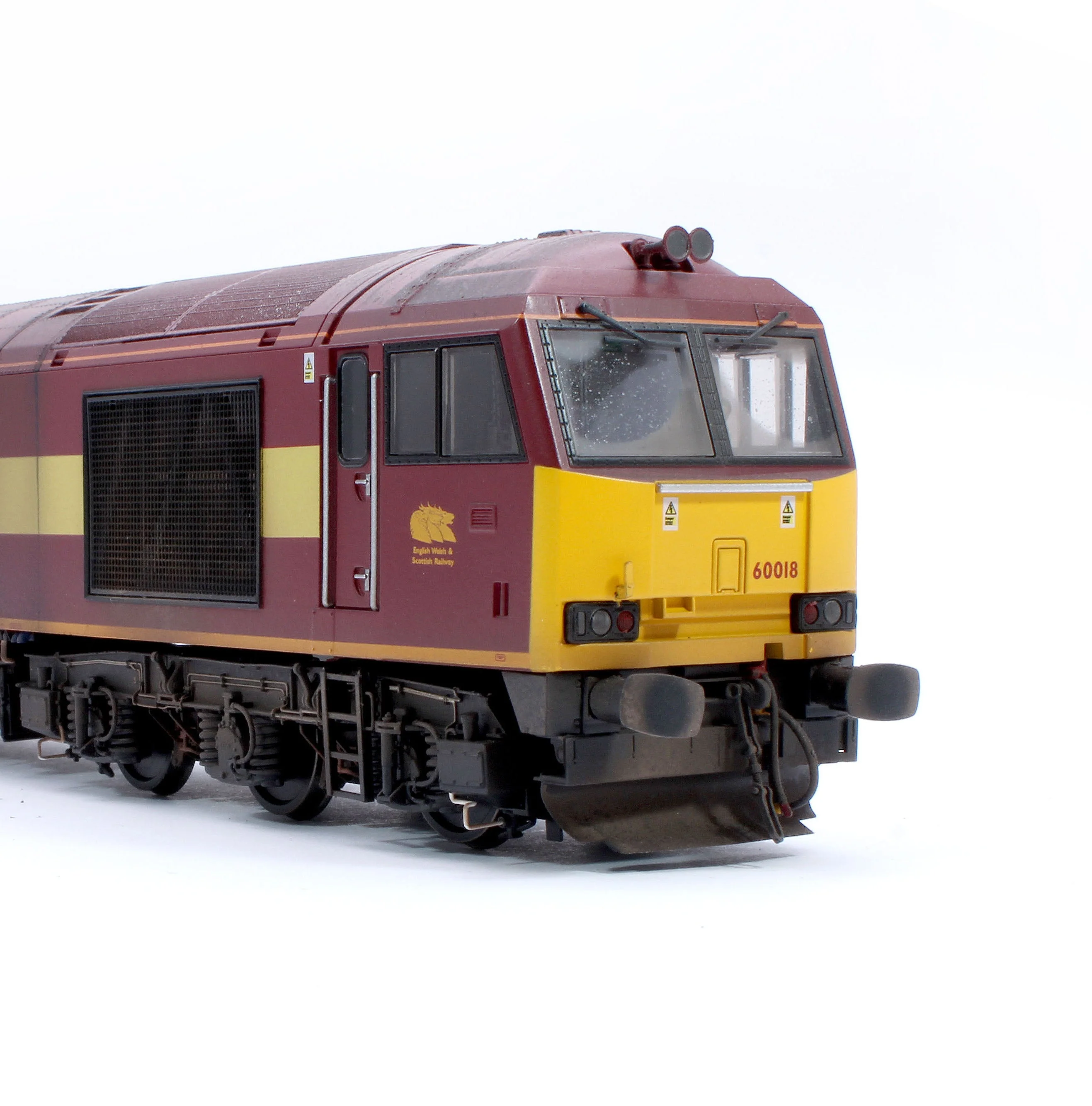 Pre-Owned CM-60018-EWS-SOUND-W Highly Detailed Premium Weathered Class 60 018 EWS Diesel Electric Locomotive - DCC Sound - Image 10