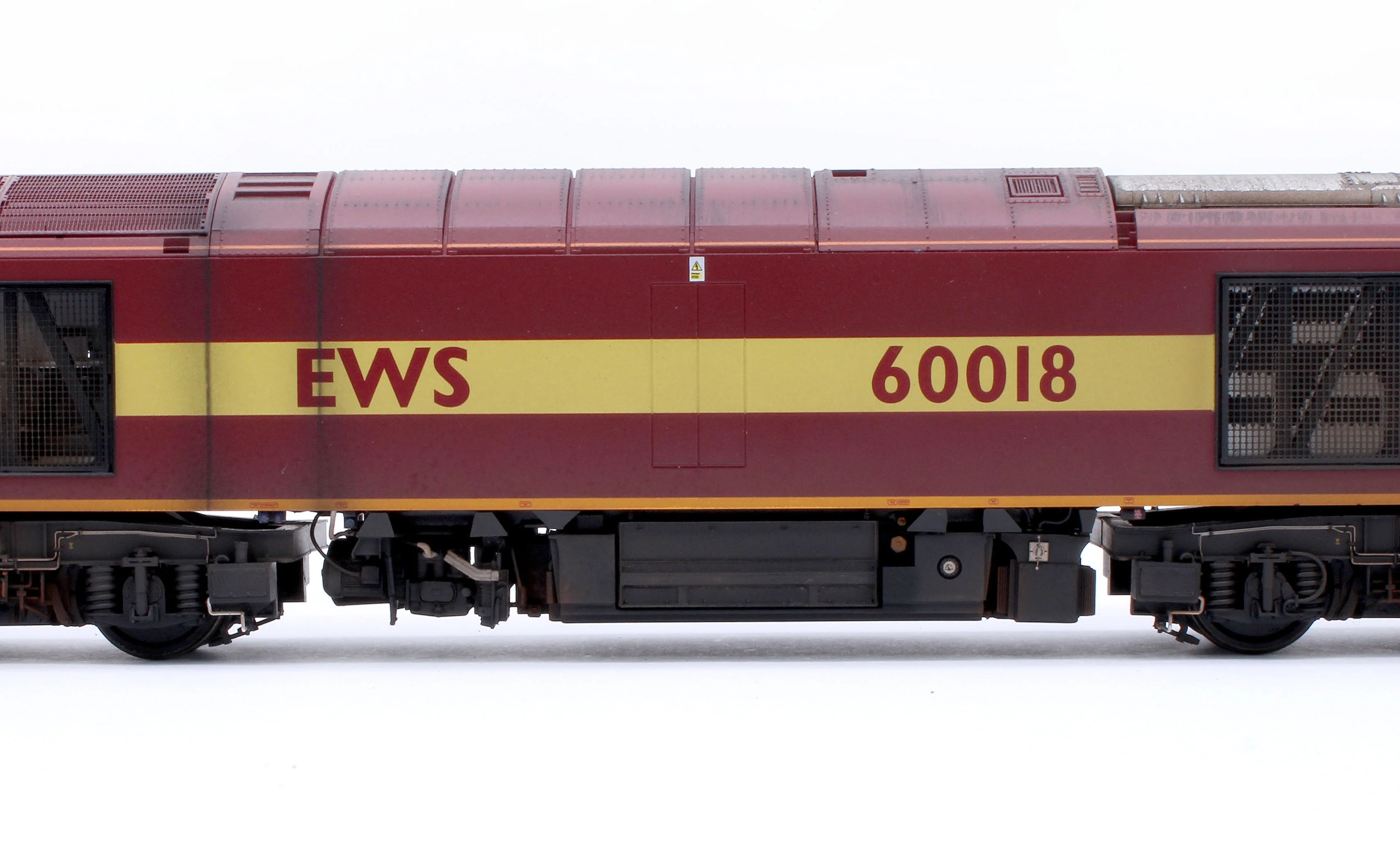 Pre-Owned CM-60018-EWS-SOUND-W Highly Detailed Premium Weathered Class 60 018 EWS Diesel Electric Locomotive - DCC Sound - Image 7