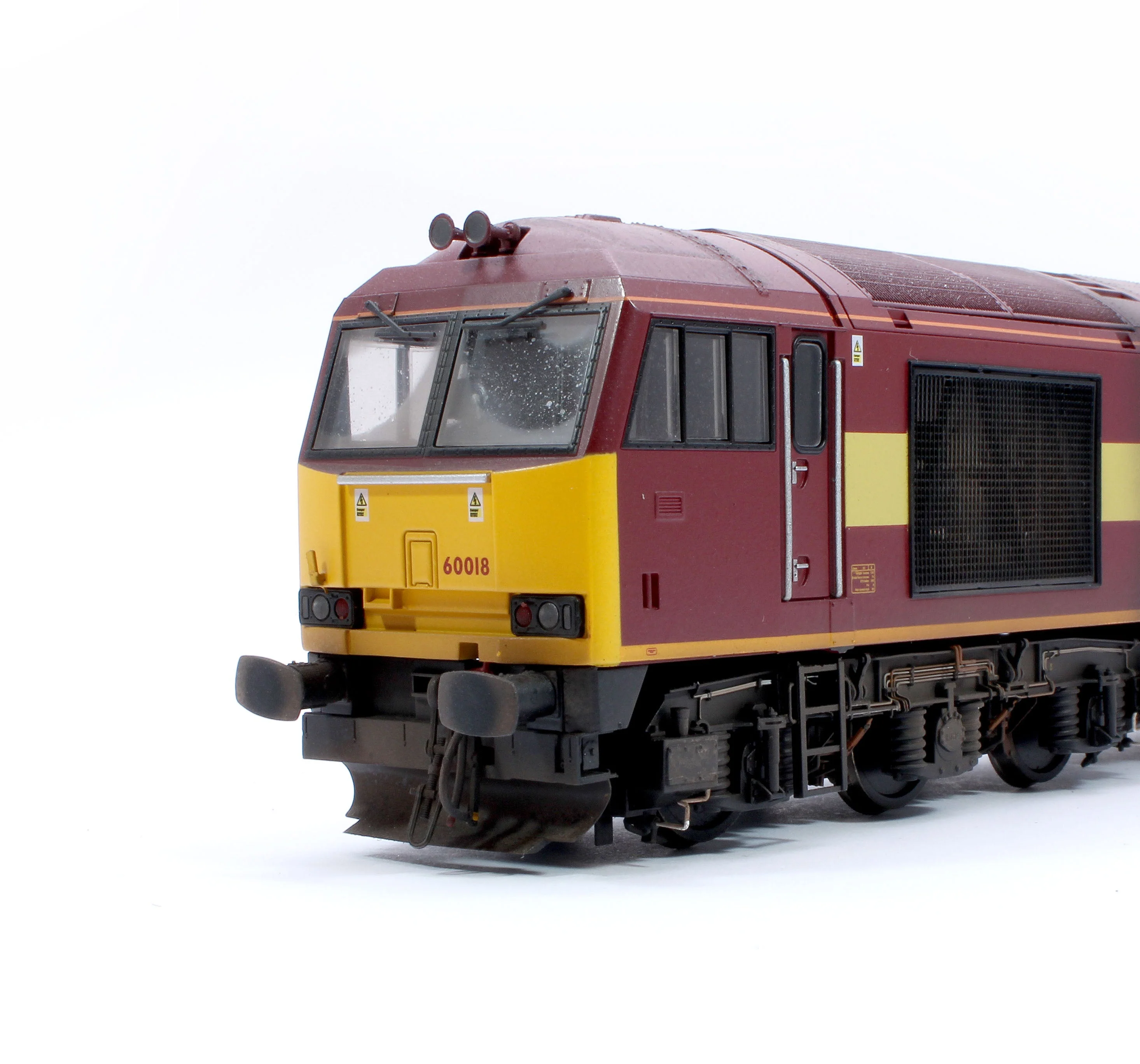 Pre-Owned CM-60018-EWS-SOUND-W Highly Detailed Premium Weathered Class 60 018 EWS Diesel Electric Locomotive - DCC Sound - Image 9
