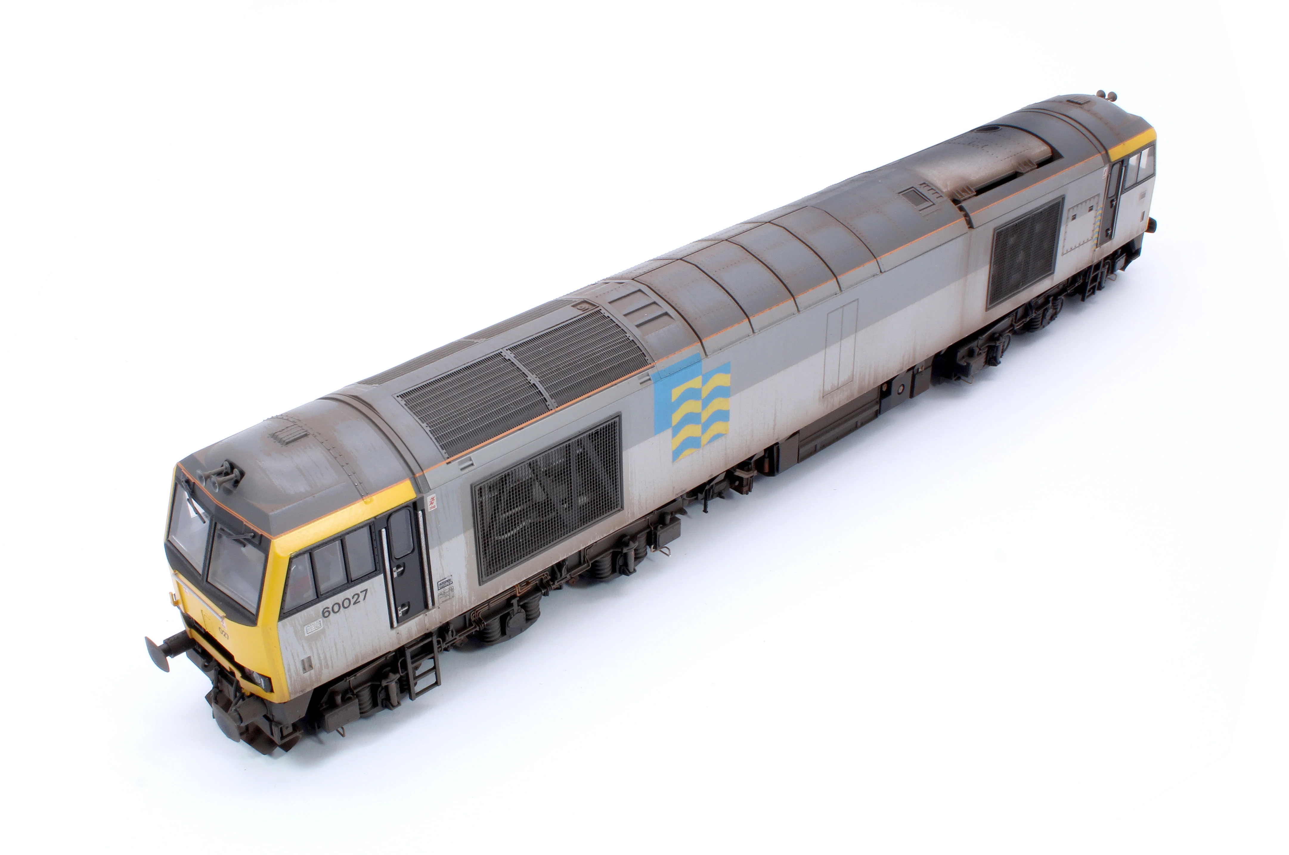 CM-60027-TGPW Highly Detailed Premium Weathered Class 60 027 “Joseph Banks” Triple Grey Petroleum Diesel Electric Locomotive - Image 10