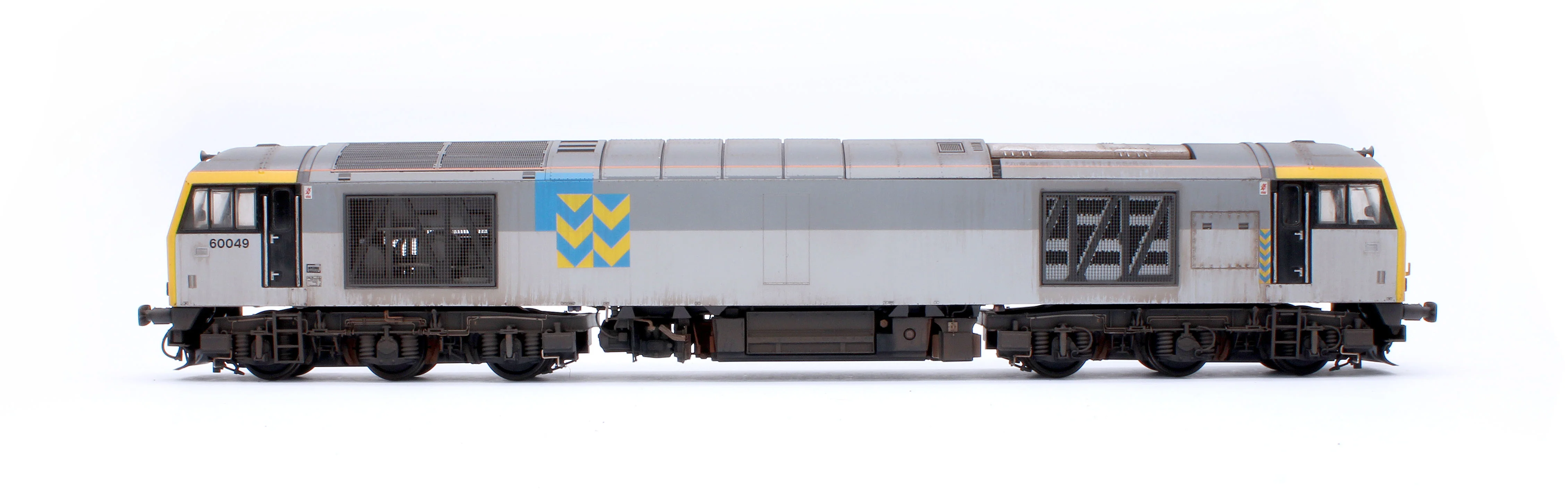 CM-60049-TGMW Highly Detailed Premium Weathered Class 60 049 “Scafell” Triple Grey Metals Diesel Electric Locomotive - Image 5
