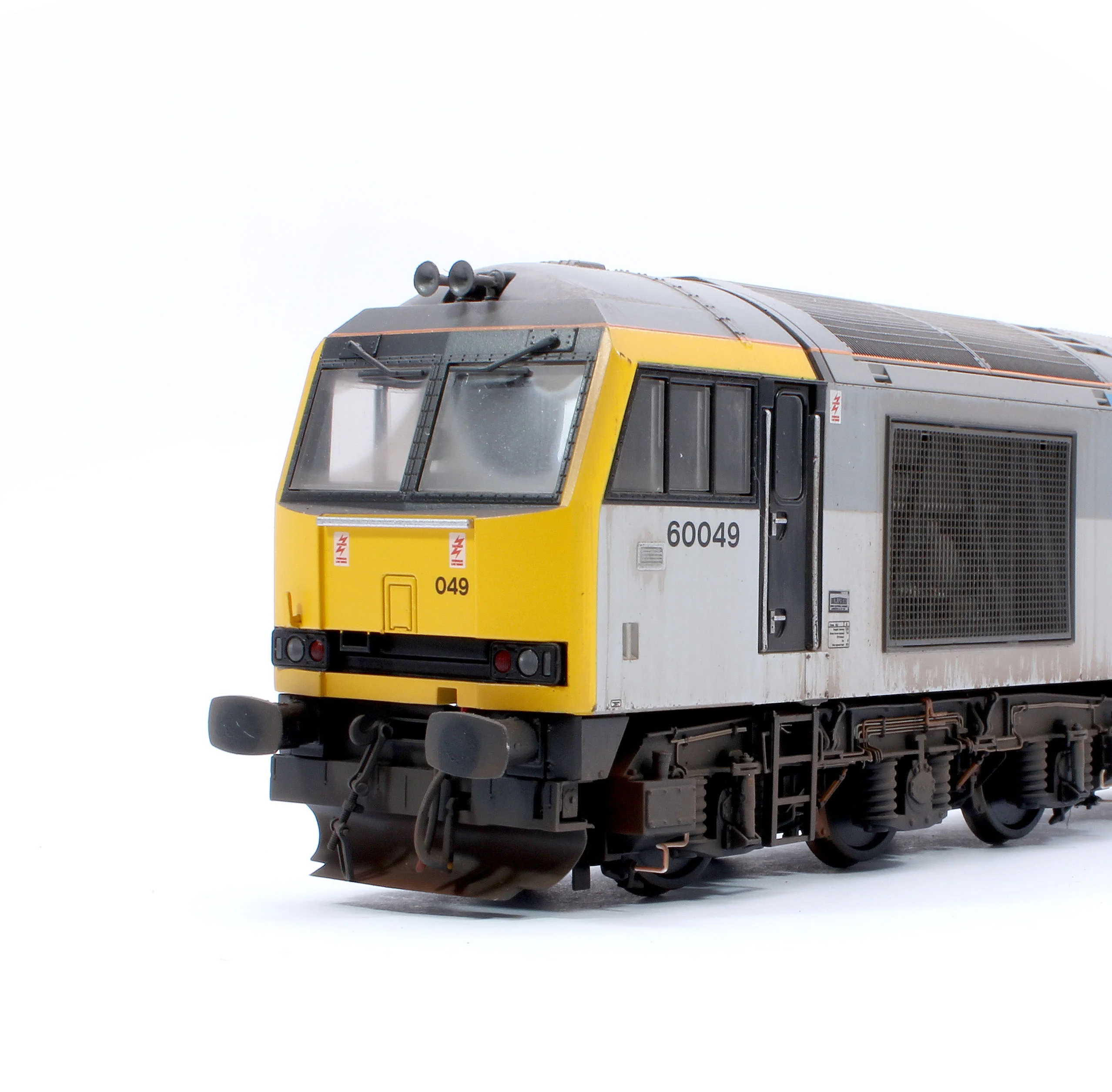 CM-60049-TGMW Highly Detailed Premium Weathered Class 60 049 “Scafell” Triple Grey Metals Diesel Electric Locomotive - Image 8
