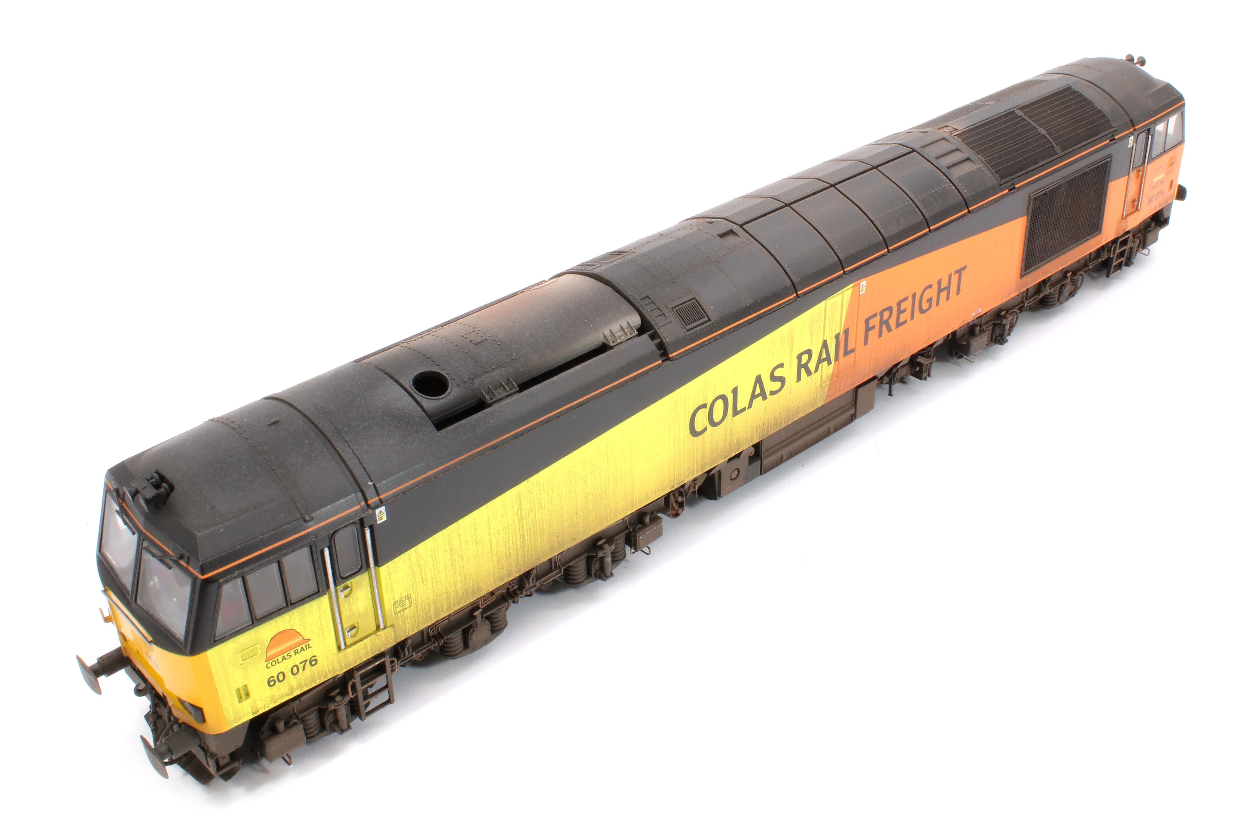 CM-60076-COLAS-SOUNDW Highly Detailed Premium Weathered Class 60 076 Colas Railfreight Diesel Electric Locomotive - DCC Sound - Image 10