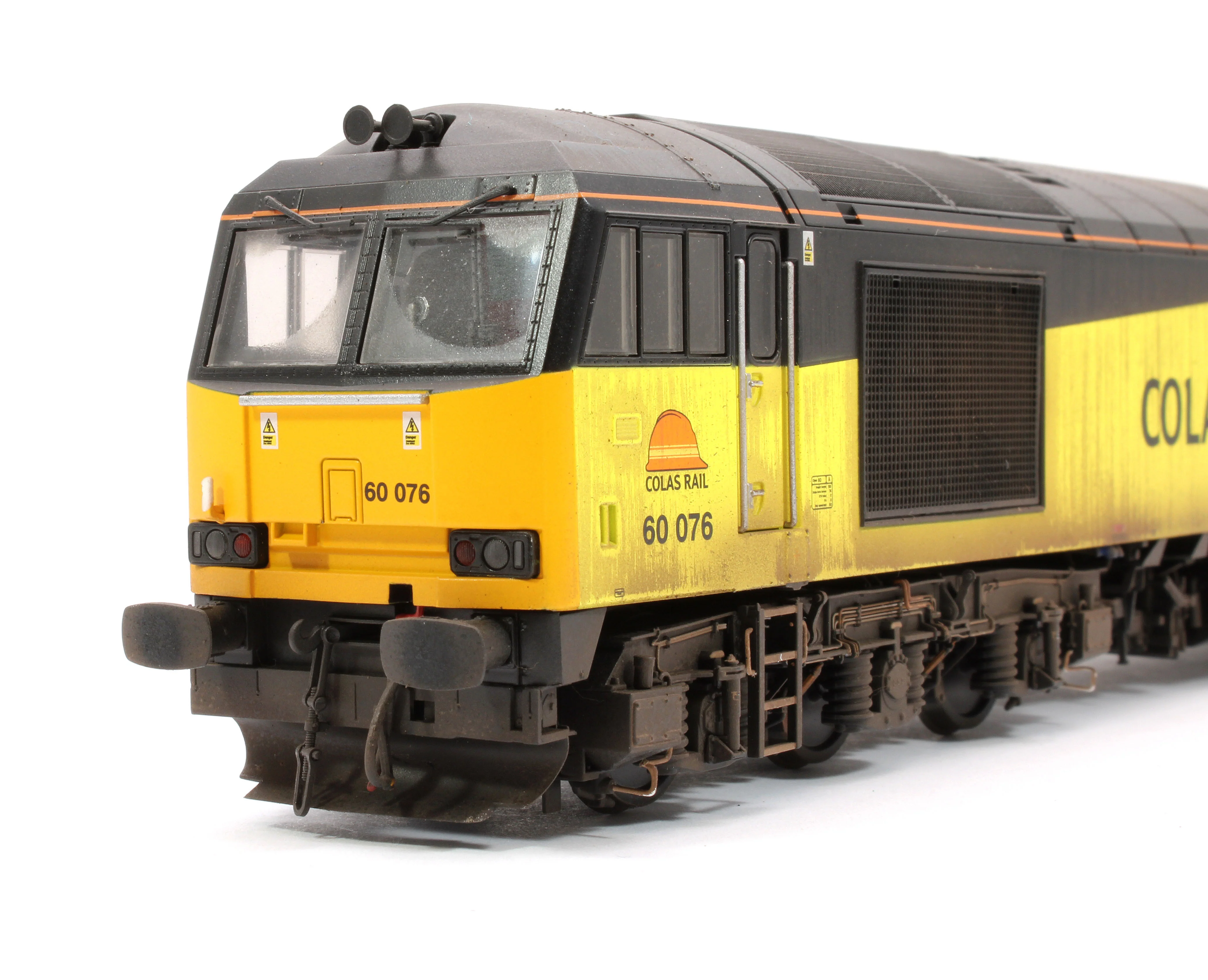 CM-60076-COLAS-SOUNDW Highly Detailed Premium Weathered Class 60 076 Colas Railfreight Diesel Electric Locomotive - DCC Sound - Image 8