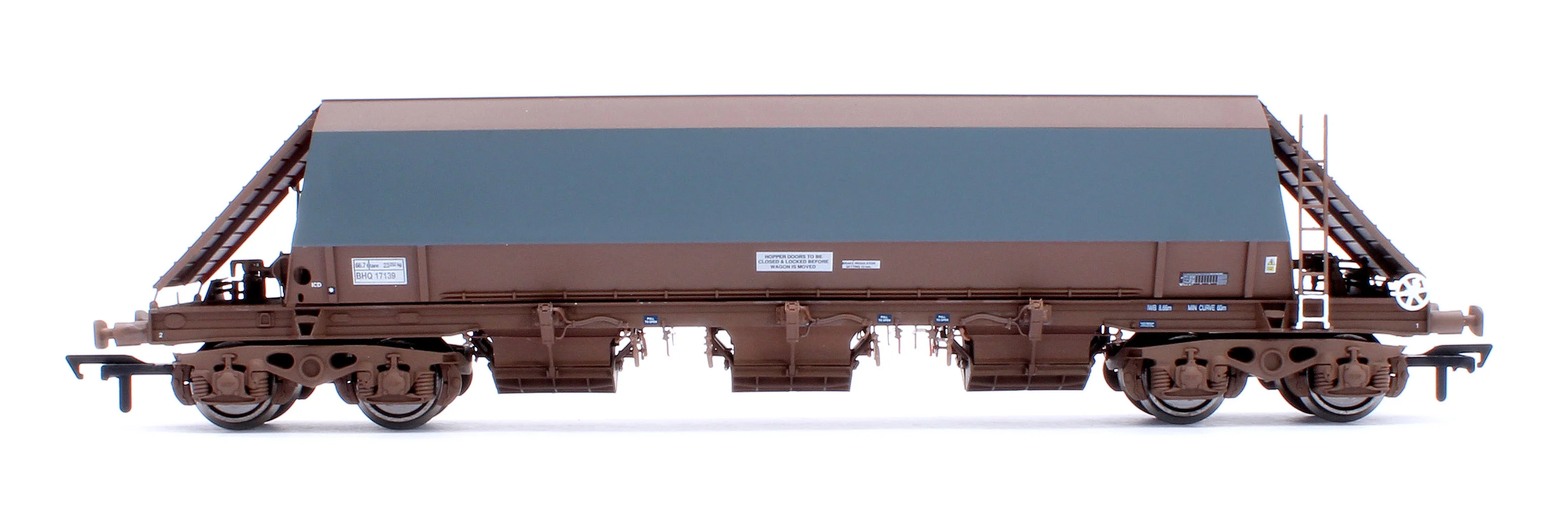 CM_JG010B_(MU)_TP_(A) Modern Unbranded (Grey) Bardon PHA/JGA Hopper Wagon - Weathered (Triple Pack) - Image 3