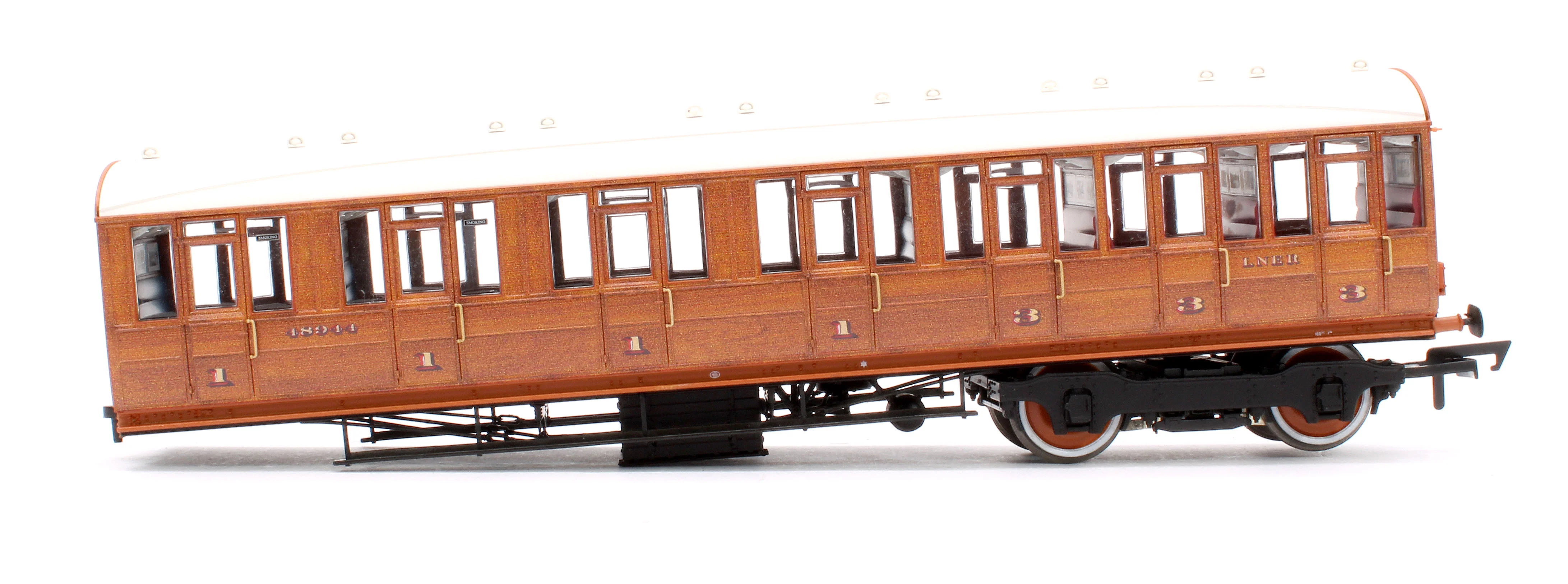 C2001B Quad Art Set No. 74B LNER Teak 4 Coach Pack - Image 10