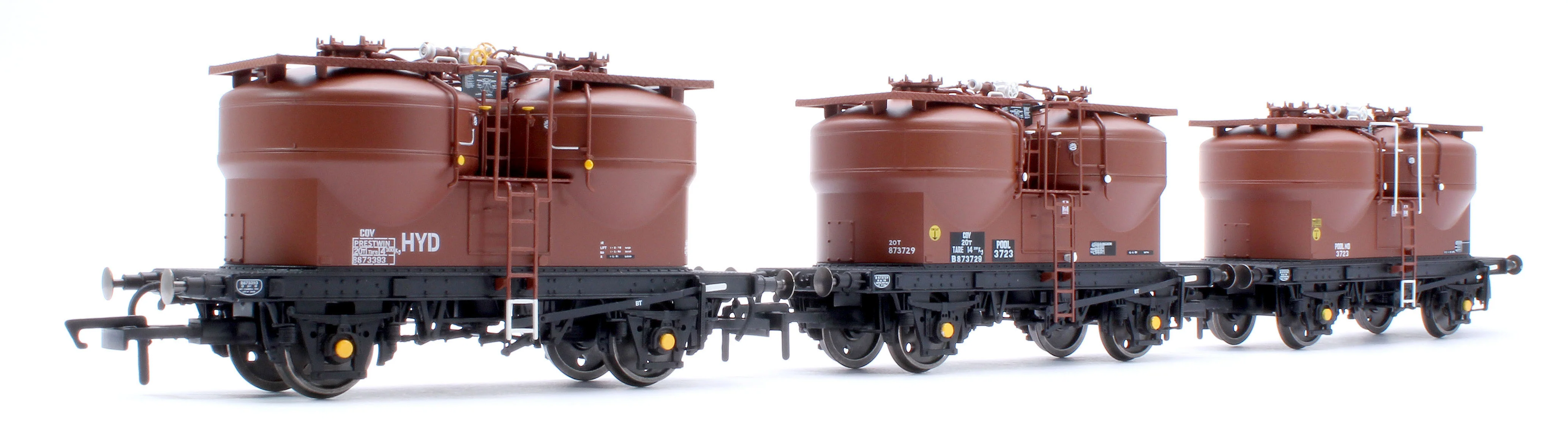 C3042C Set of 3 Prestwin Silo Wagons in BR Bauxite - TOPS