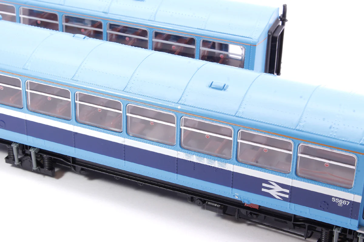 E83022 Class 143 2-Car DMU 143001 BR Provincial (Original) - Image 12