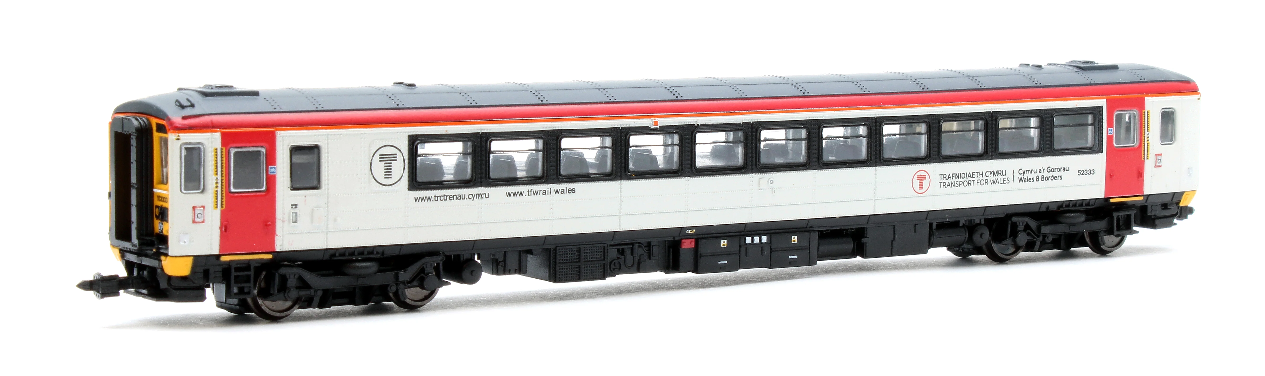 2D-020-005 Class 153 153333 Transport for Wales - Image 3