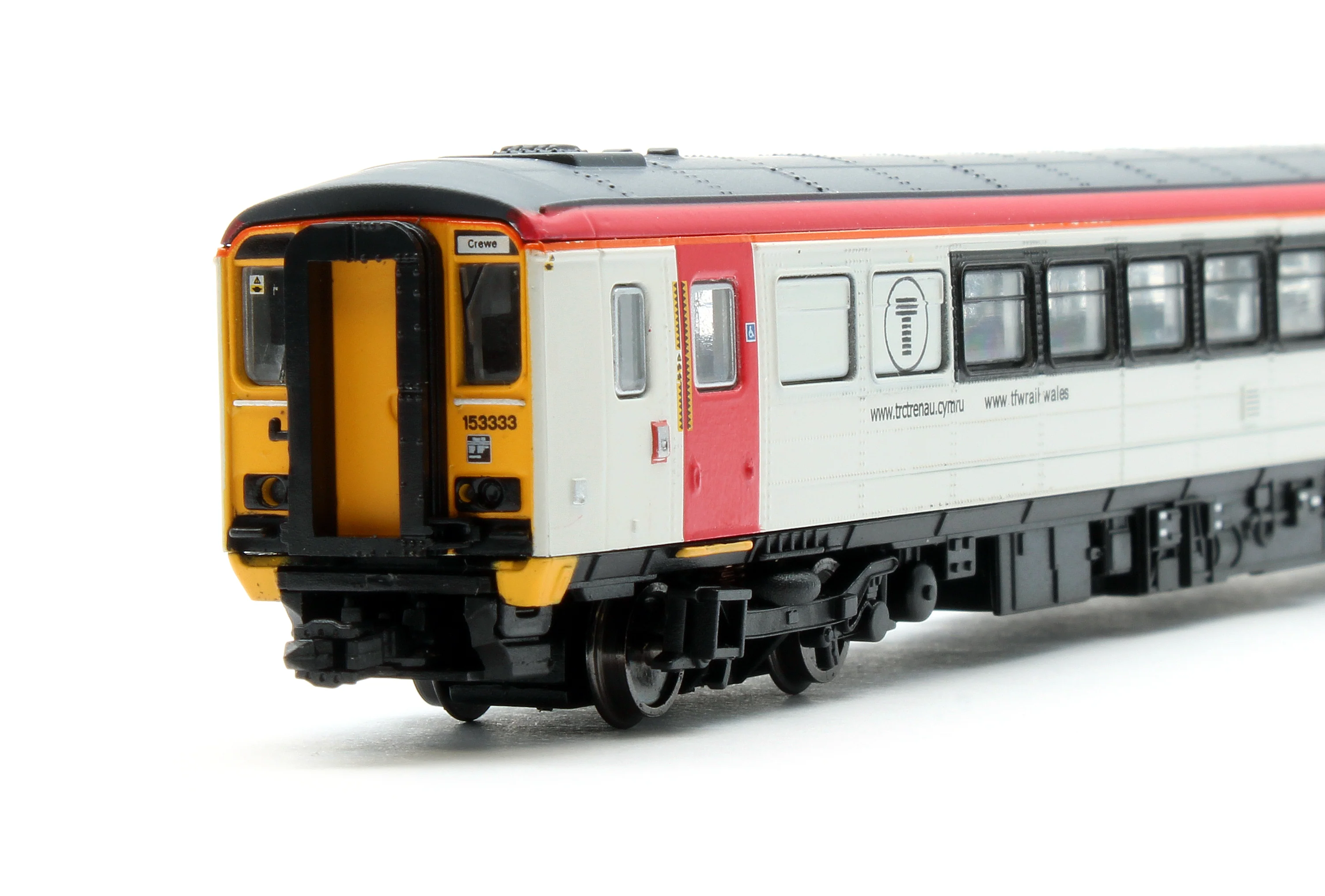 2D-020-005 Class 153 153333 Transport for Wales - Image 8