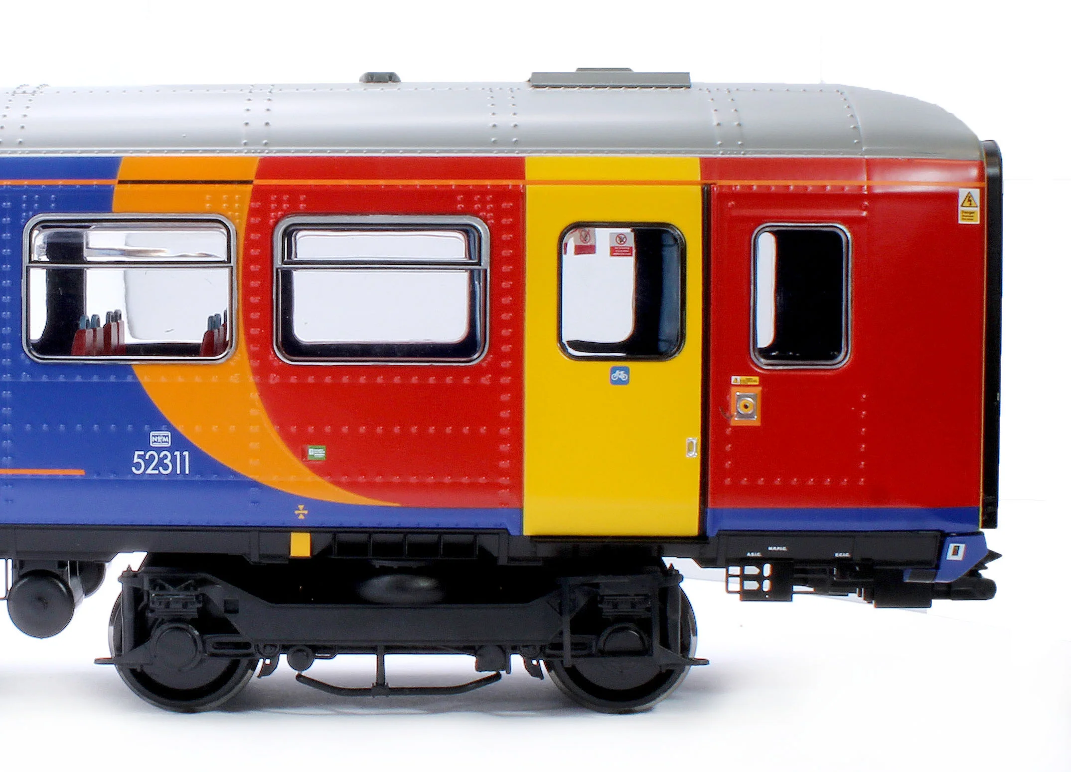 53241 Class 153 Stagecoach East Midlands Trains 153311 Diesel Locomotive - Image 6