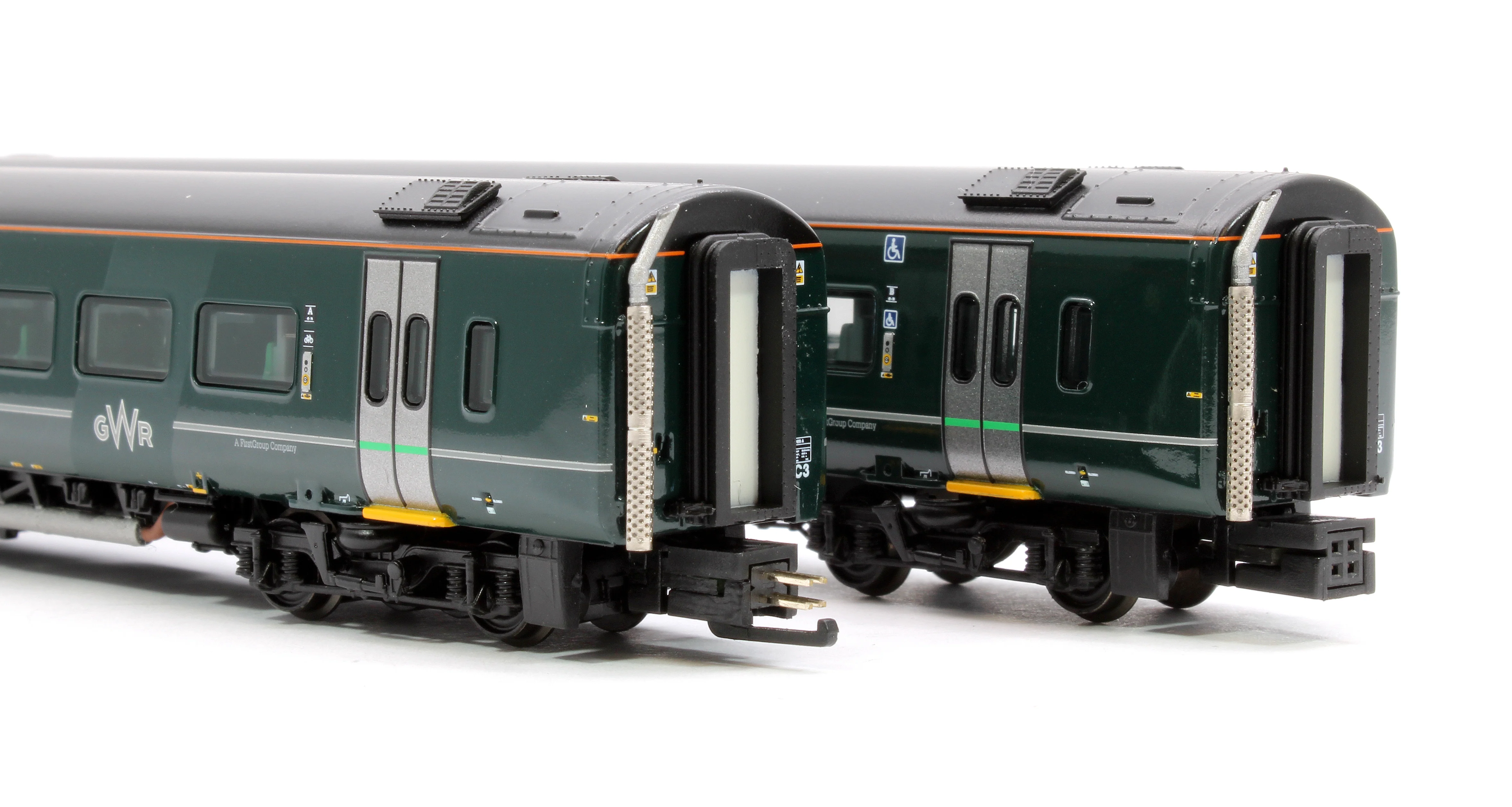 371-857A Class 158 2-Car DMU 158750 GWR Green (FirstGroup) - Image 9