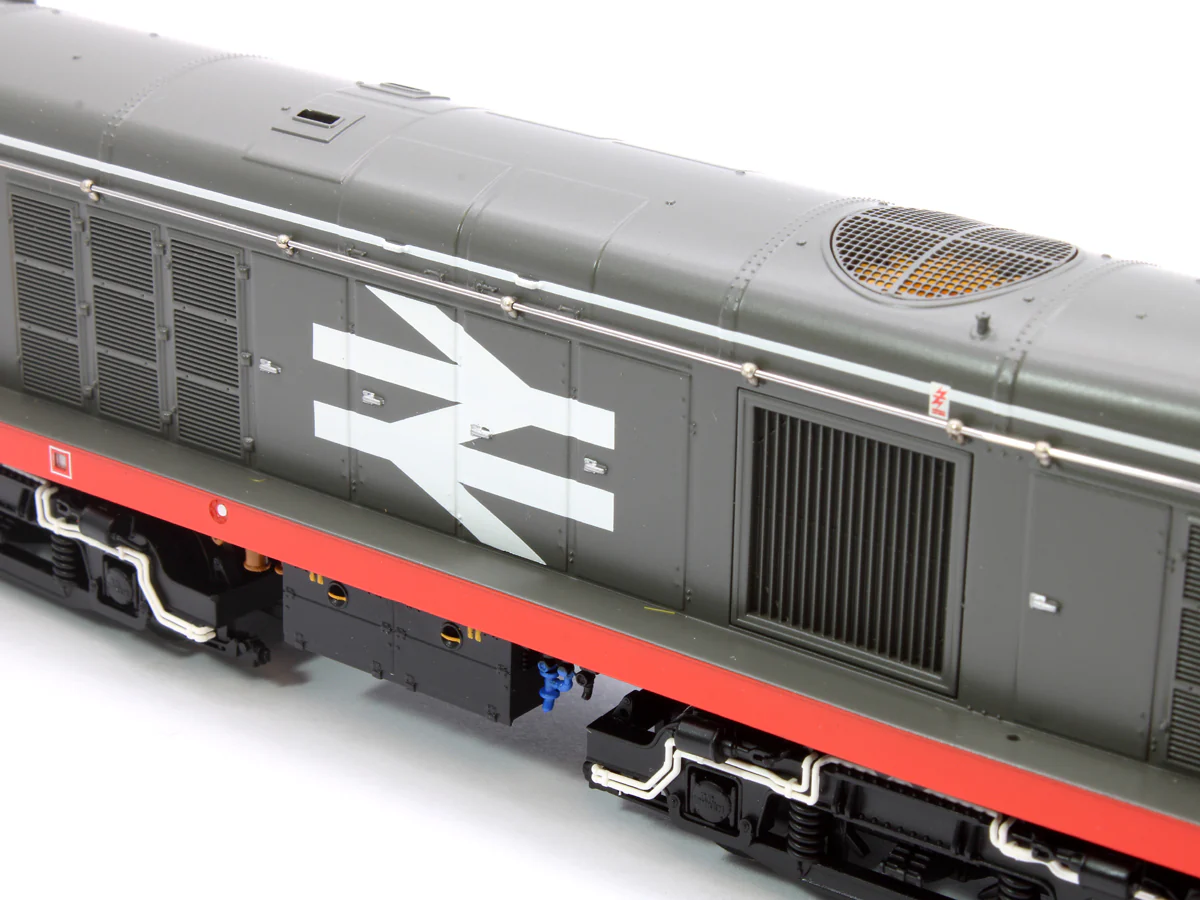 35-357A Class 20/0 Disc Headcode 20010 BR Railfreight (Red Stripe) Diesel Locomotive - Image 10