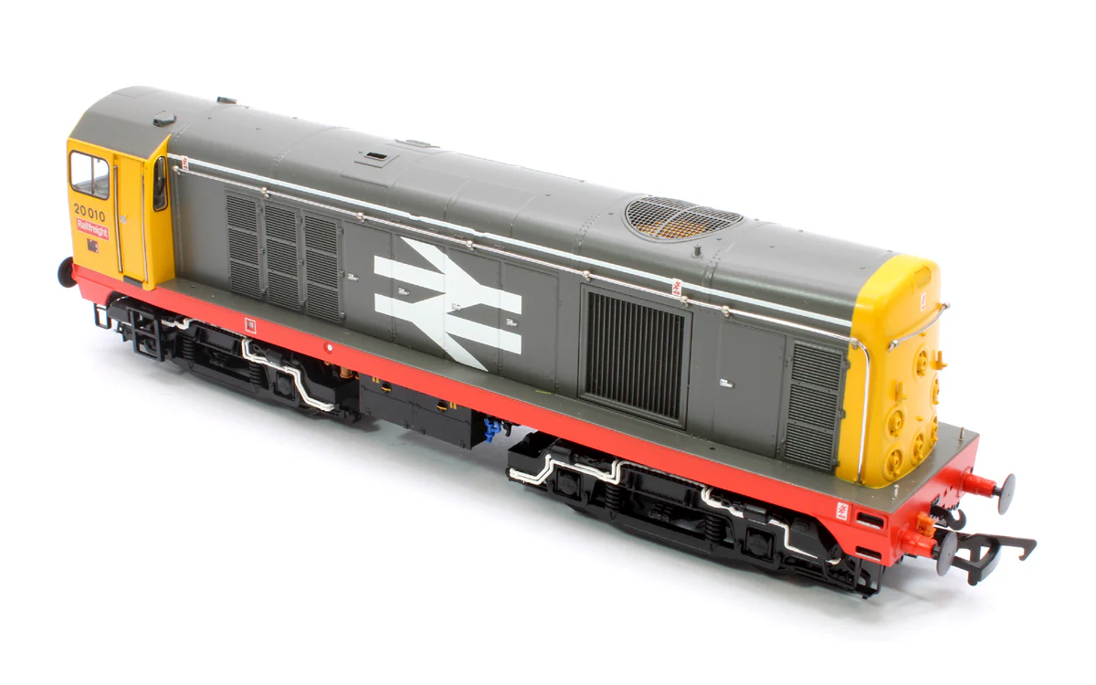 35-357A Class 20/0 Disc Headcode 20010 BR Railfreight (Red Stripe) Diesel Locomotive - Image 12