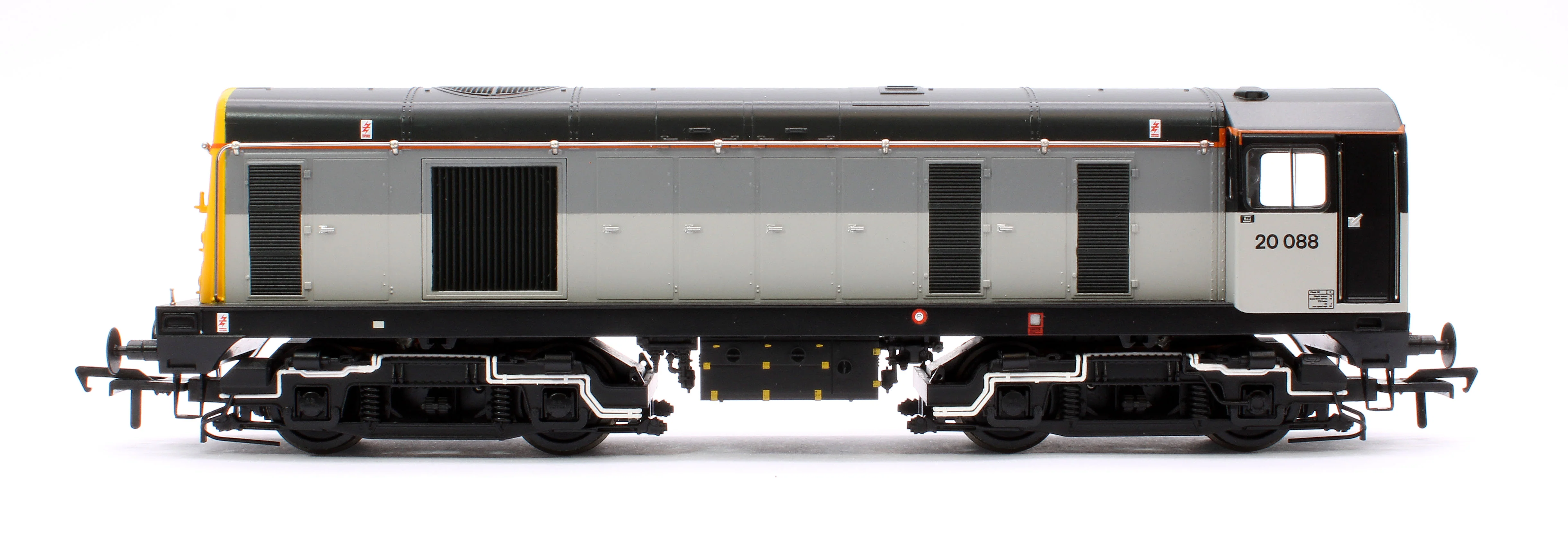 35-361 Class 20/0 Disc Headcode 20088 BR Railfreight Sector Unbranded Diesel Locomotive - Image 5