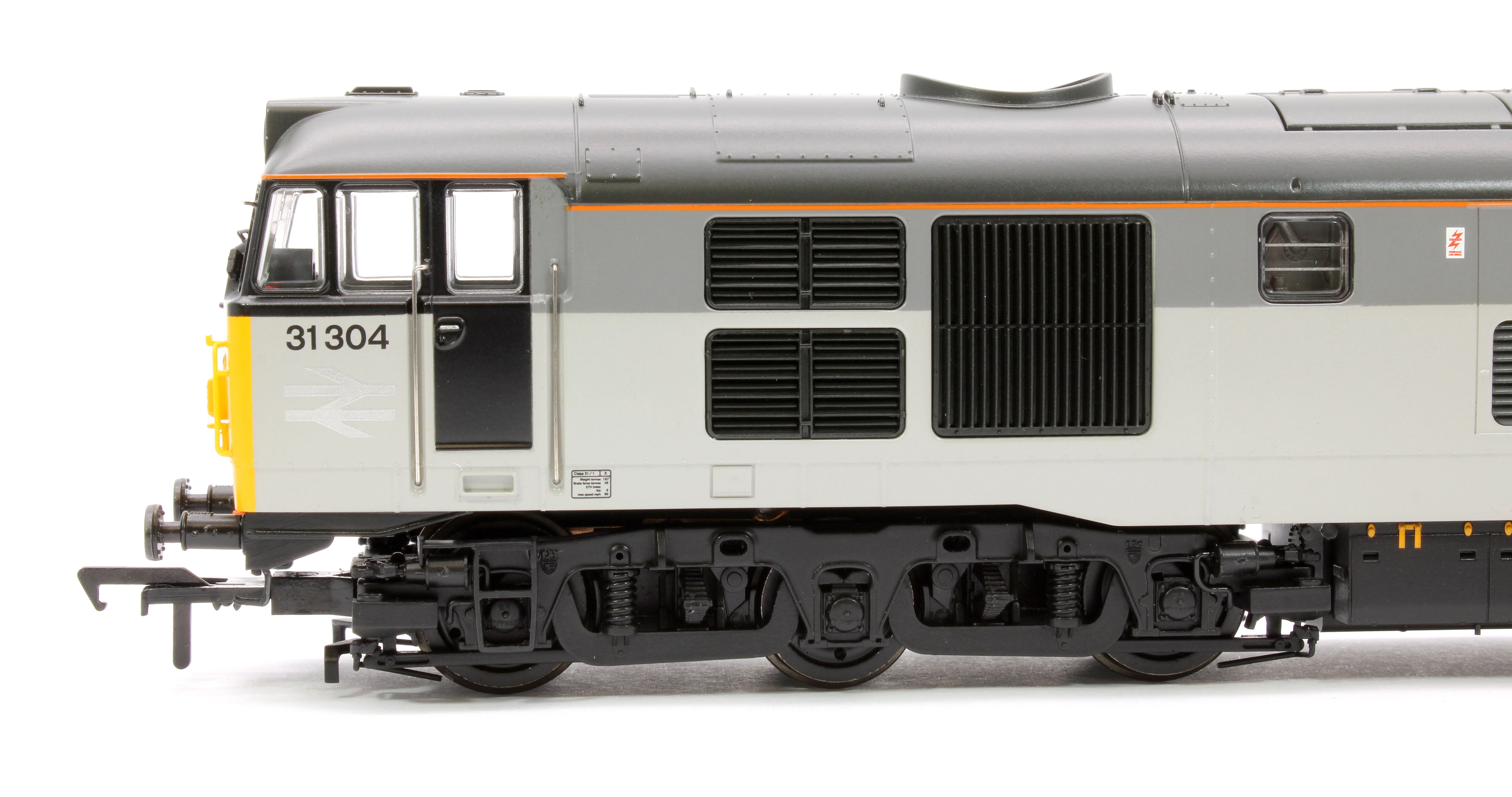 35-823ASFX Class 31/1 Refurbished 31304 BR Railfreight Petroleum Sector Diesel Locomotive - DCC Sound Deluxe - Image 7