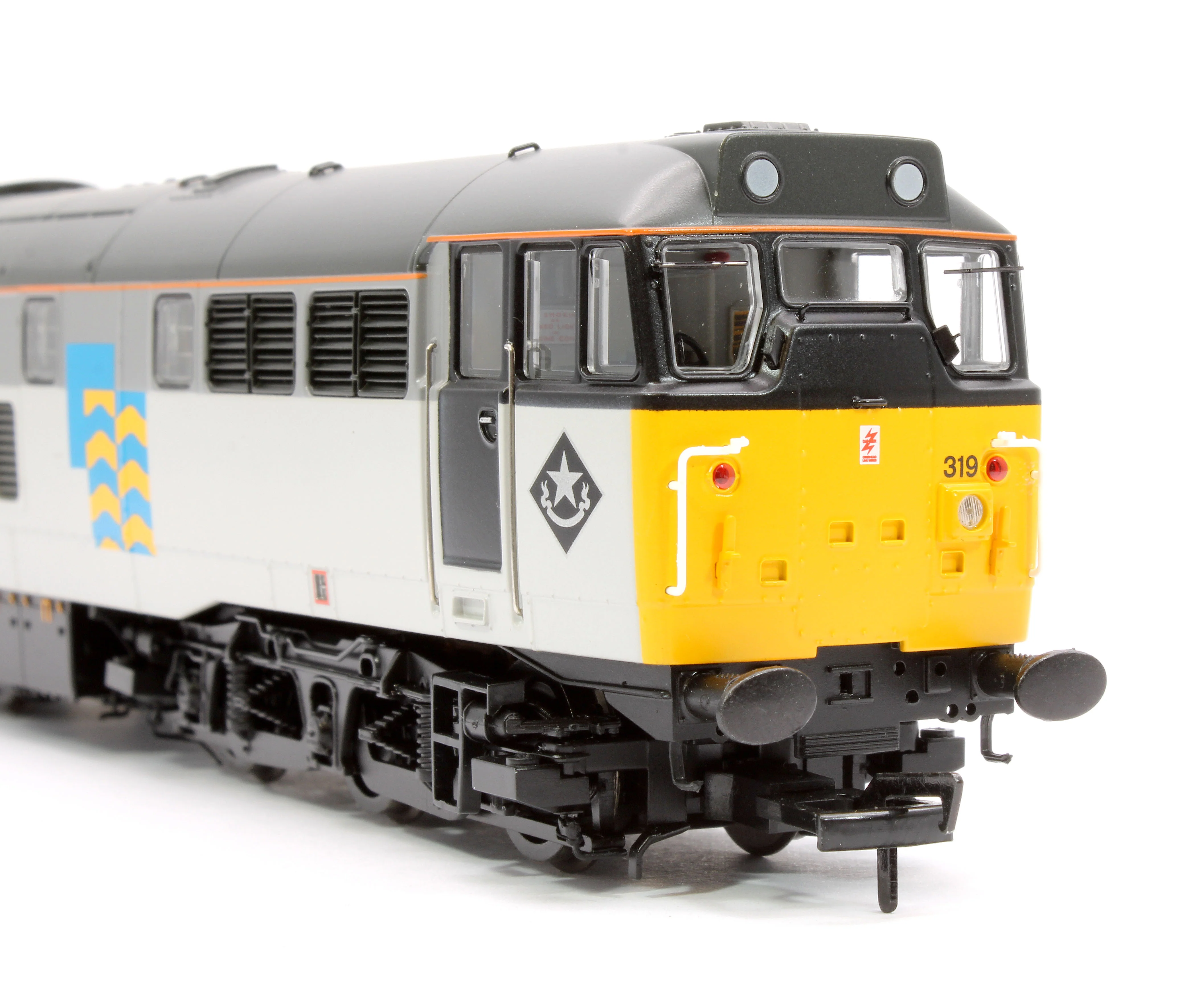 35-823SFX Class 31/1 Refurbished 31319 BR Railfreight Petroleum Sector Diesel Locomotive - DCC Sound Deluxe - Image 10