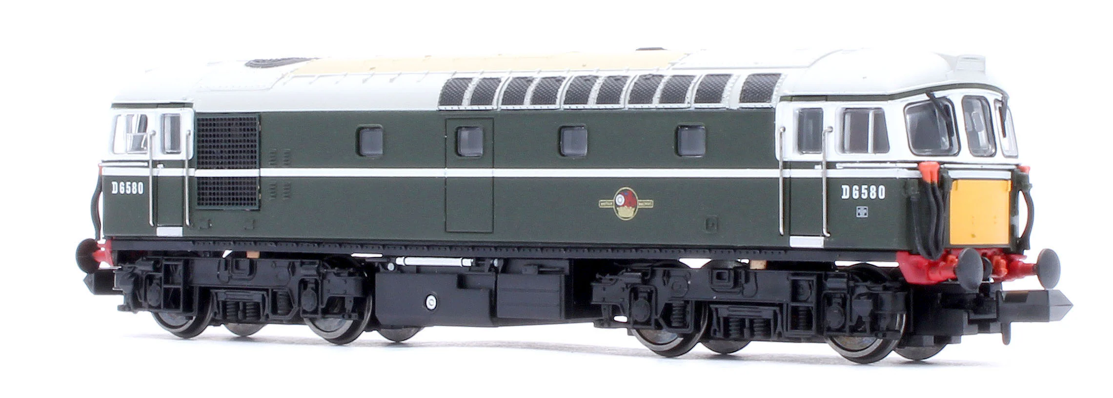 2D-001-024D Class 33/1 D6580 BR Green Very Small Yellow Panels Diesel Locomotive - DCC Fitted - Image 3