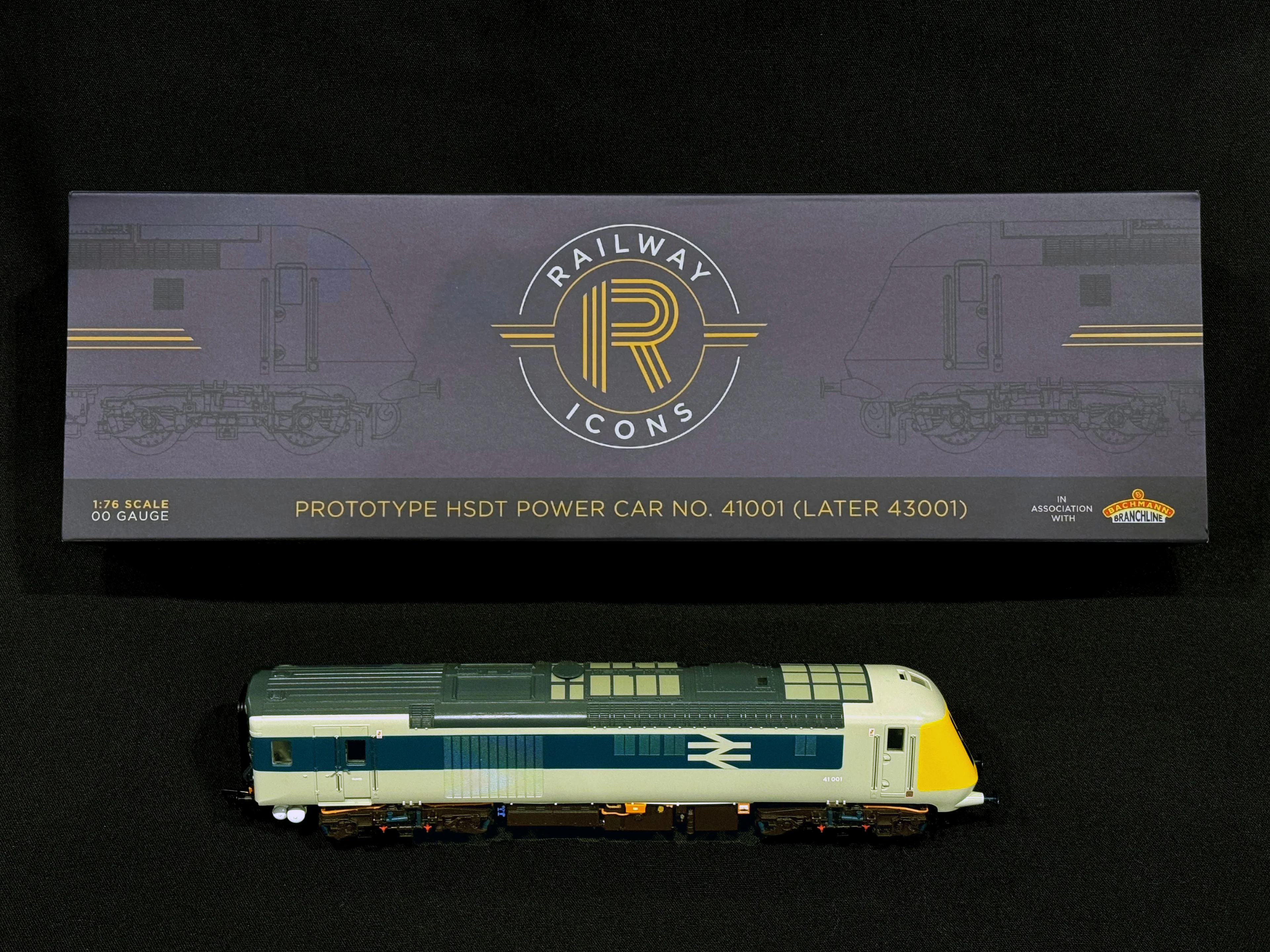 35-110NRMSF Class 41 (British Rail Class 252) Prototype HSDT Power Car Diesel Locomotive No.41001 - DCC Sound - Image 14
