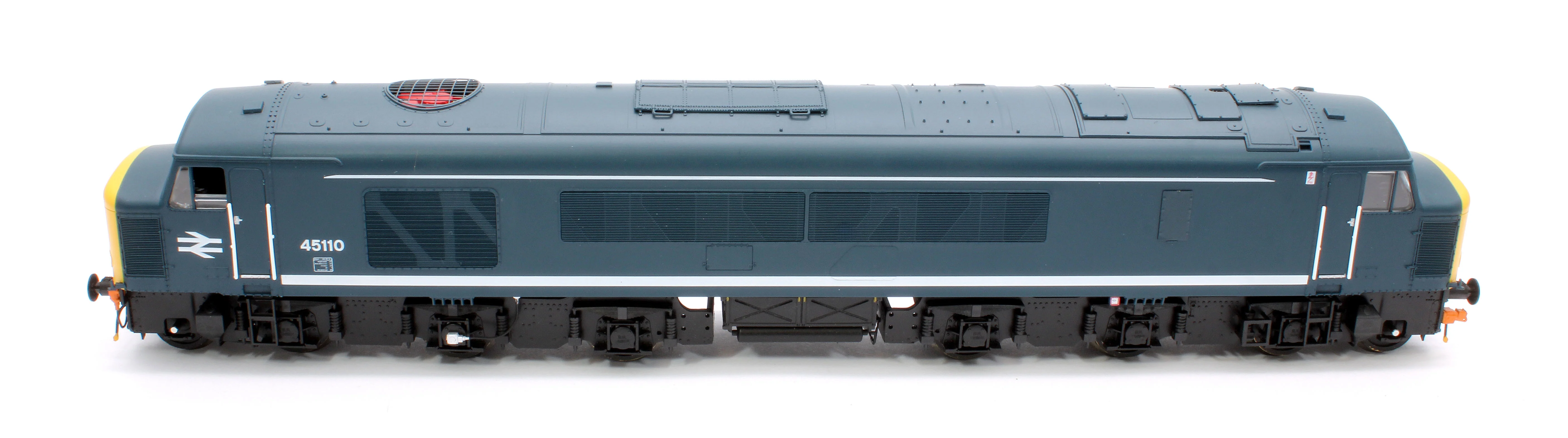 Class 45/1 45110 BR Blue (white body stripe) Diesel Locomotive - Image 11