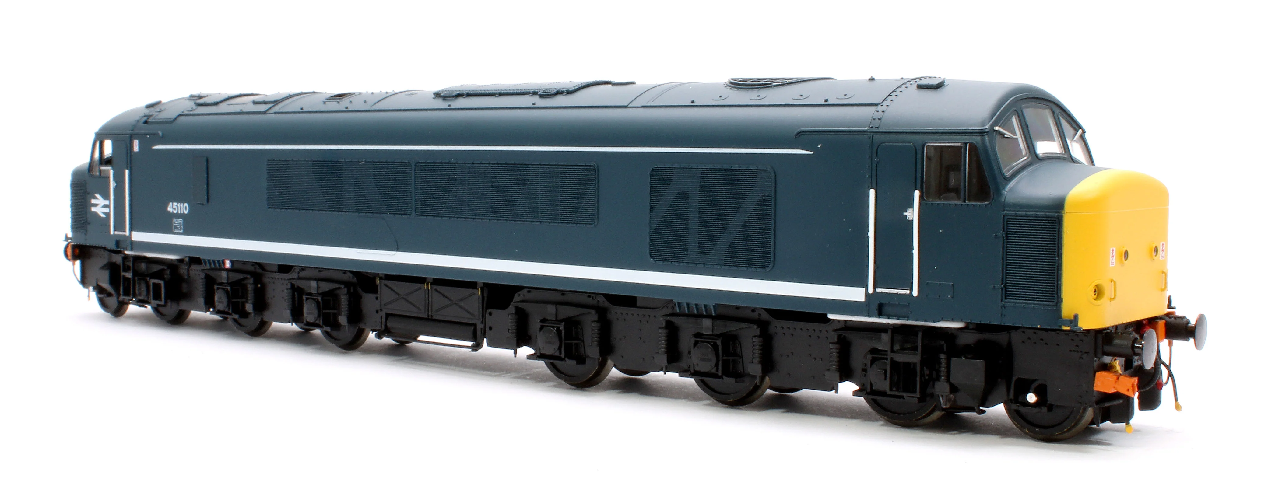 Class 45/1 45110 BR Blue (white body stripe) Diesel Locomotive - Image 4