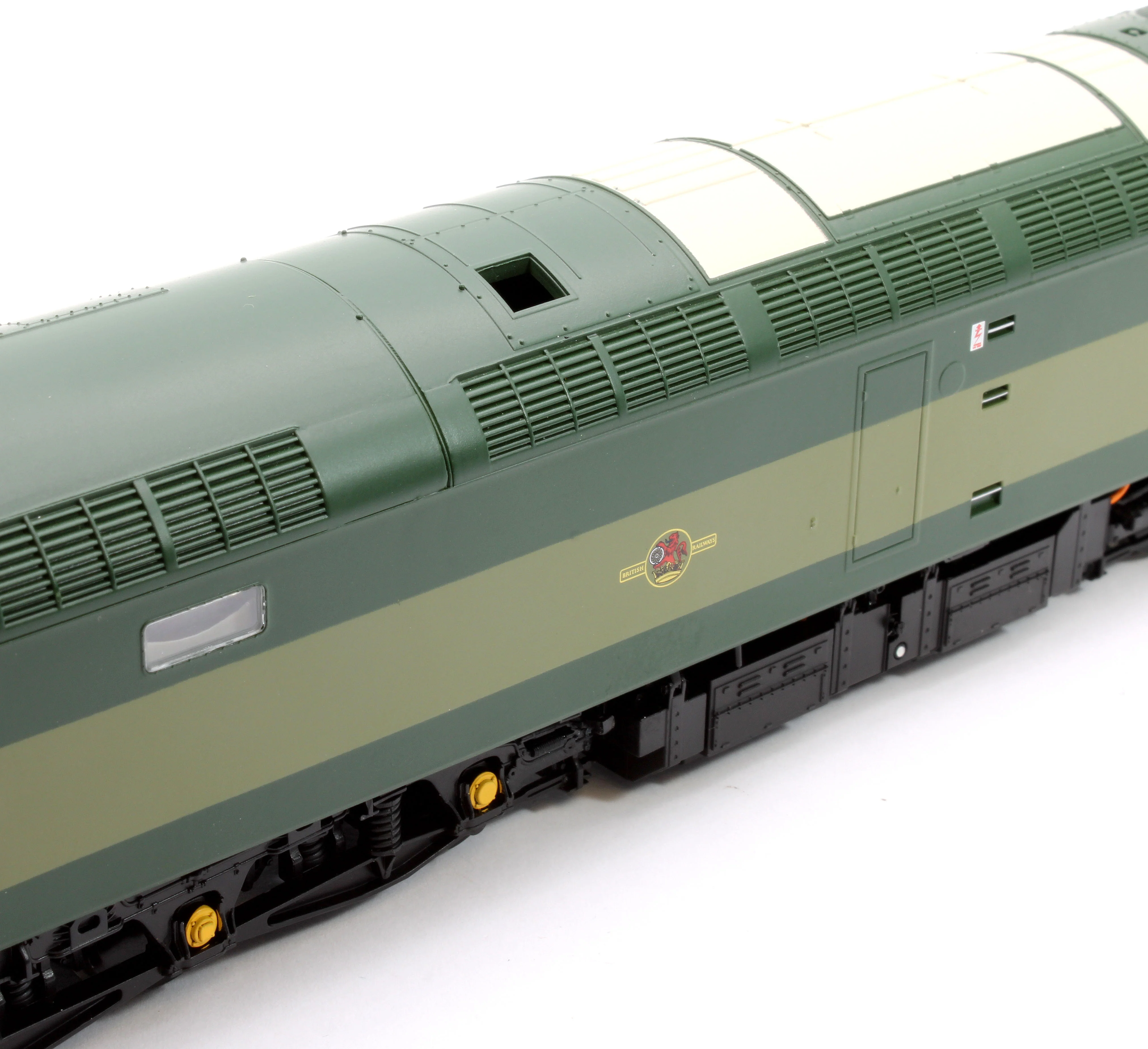 47113 Class 47 D1969 BR two-tone green (full yellow end) Diesel Locomotive - DCC Sound - Image 12