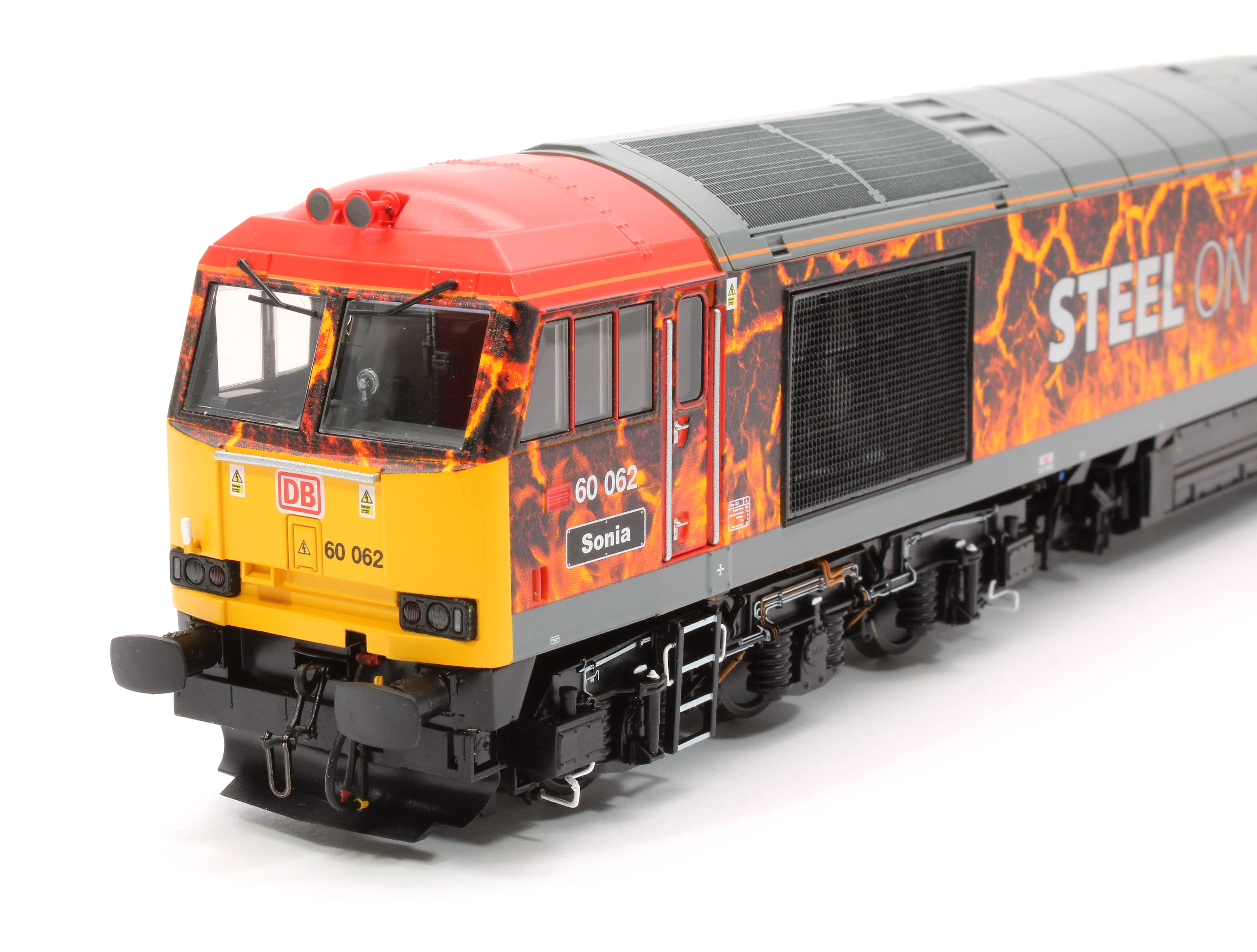 CM-60062-DBCS SF Class 60 062 DB Cargo UK “Steel on Steel - Sonia” Diesel Electric Locomotive - DCC Sound - Image 8