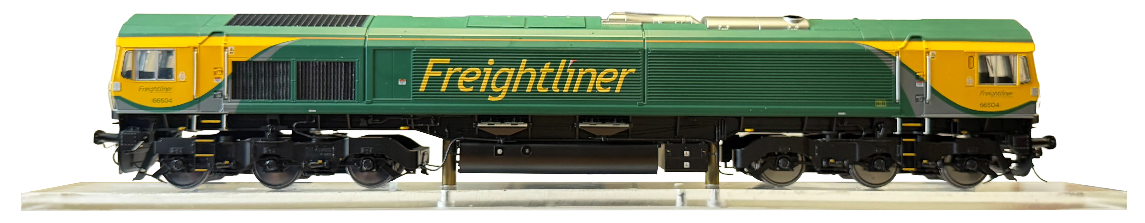 7D-066-002DS Class 66 504 Freightliner Powerhaul Livery Diesel Locomotive - DCC Deluxe Sound Fitted