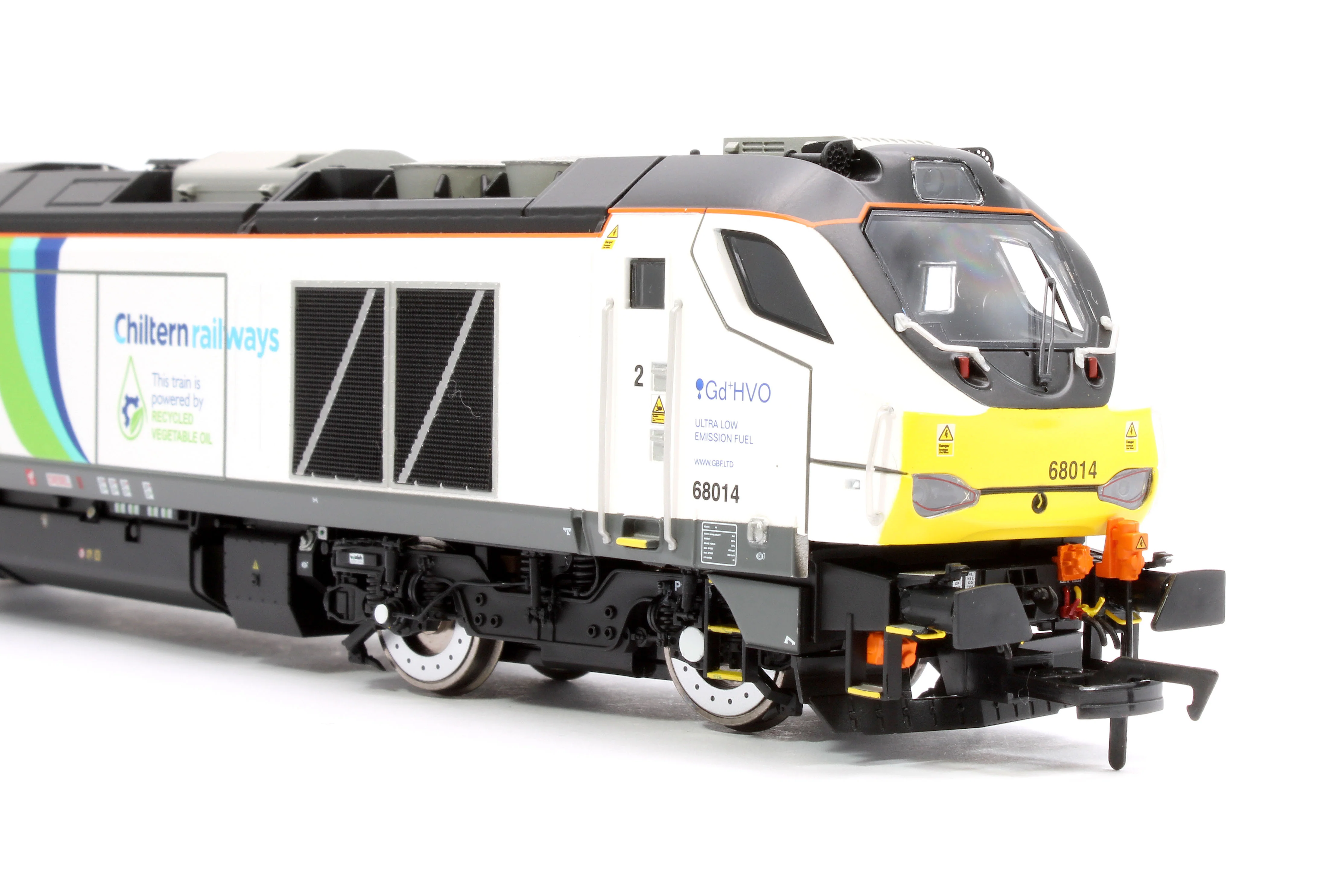 4D-022-028D Class 68 68014 Chiltern Green Bio Fuel Livery Diesel Locomotive - DCC Fitted - Image 10