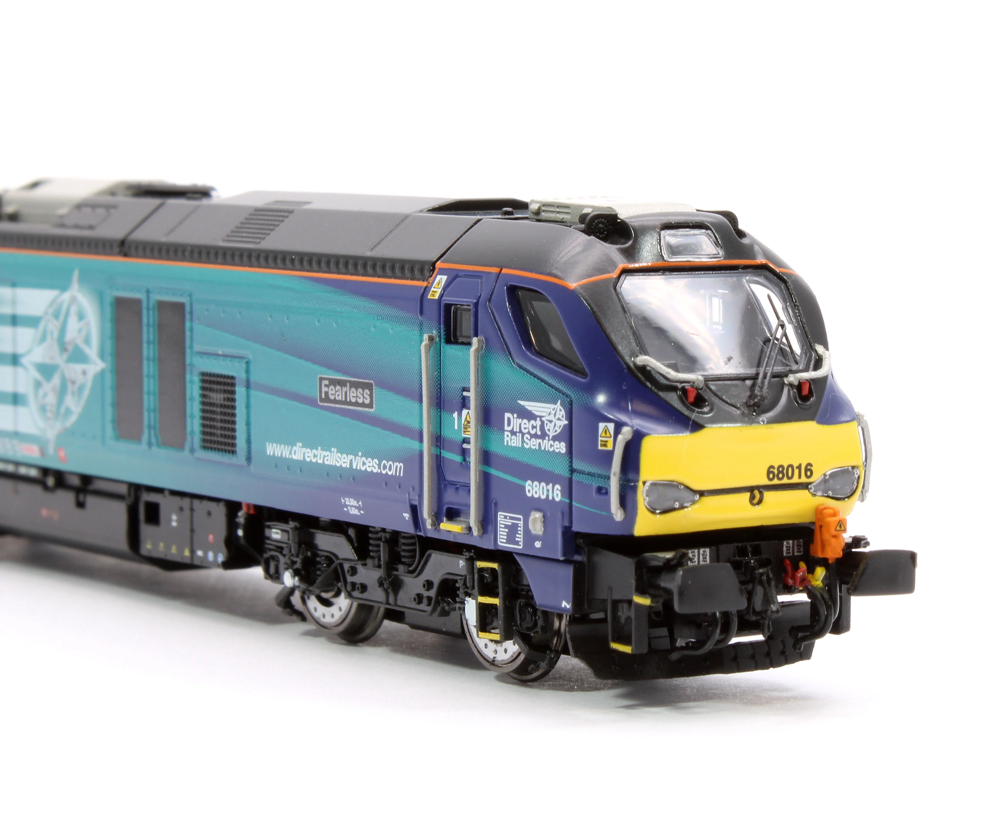 2D-022-012 Class 68 Fearless 68016 DRS Compass Diesel Locomotive - Image 9