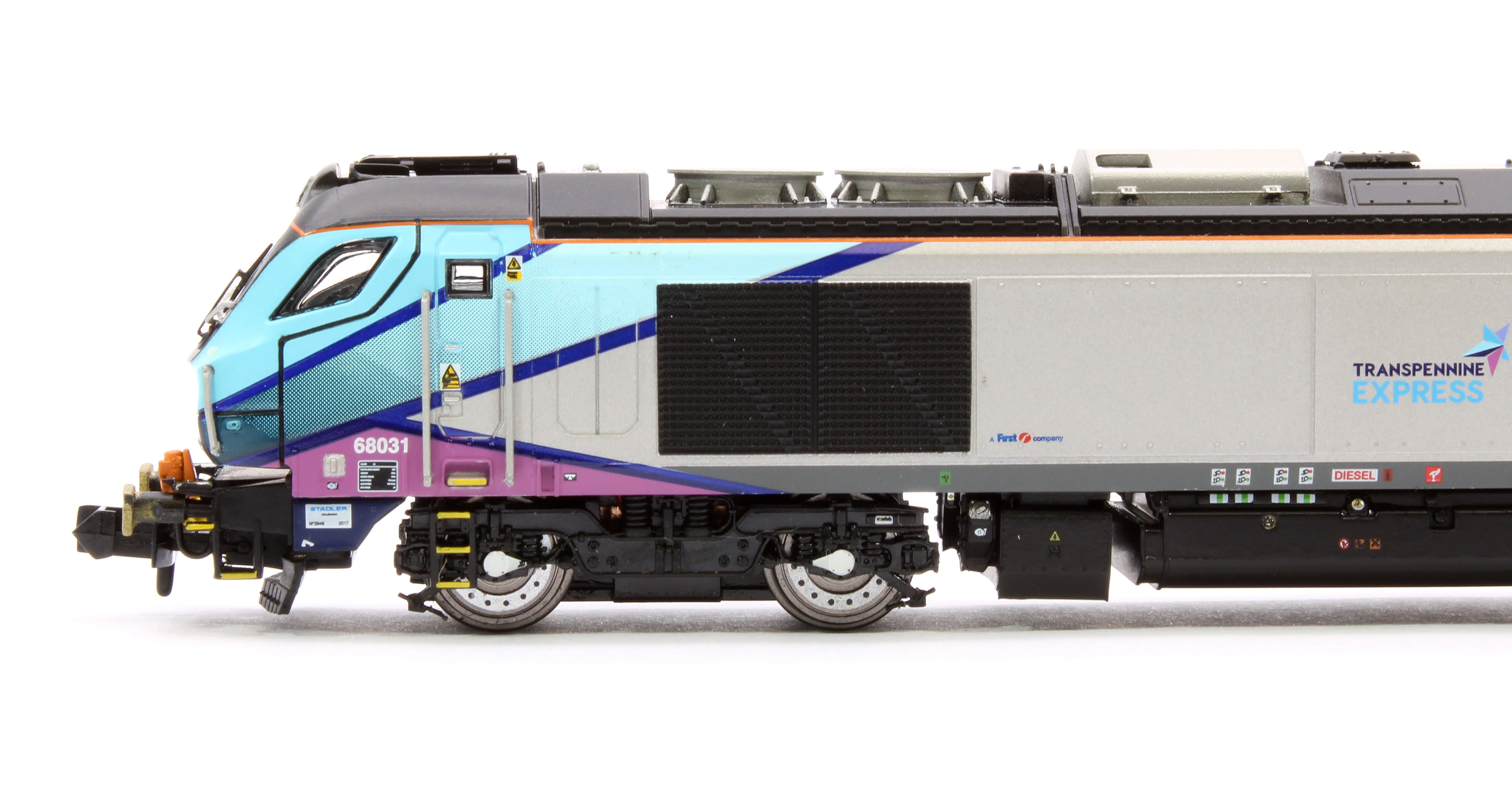 2D-022-015D Class 68 Felix 68031 Transpennine Express Diesel Locomotive - DCC Fitted - Image 6