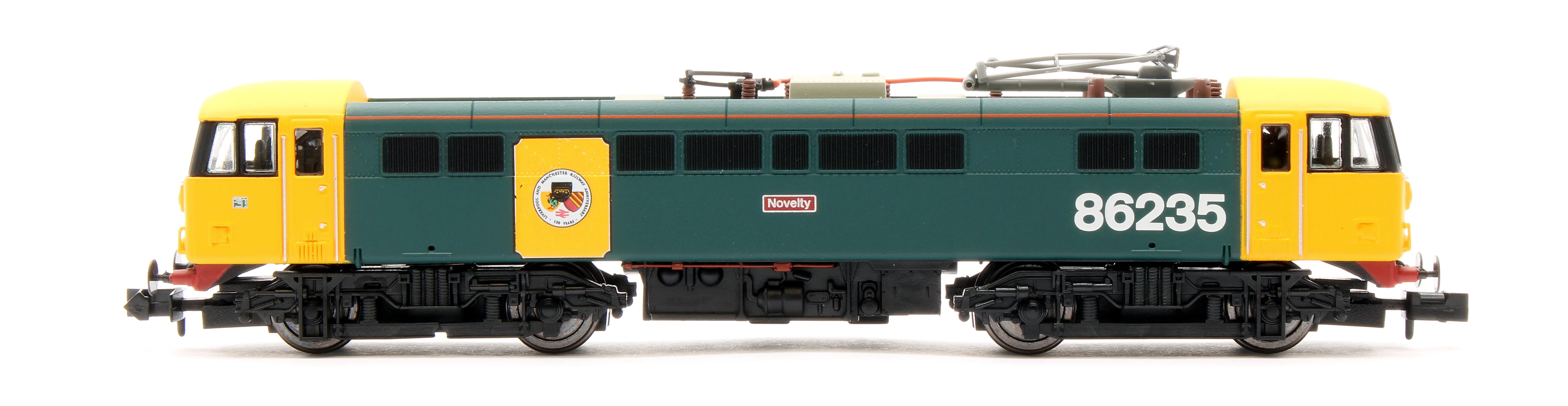 GM2210801 Class 86 235 'Novelty' BR Rainhill 150 Blue/Yellow Electric Locomotive - Image 6