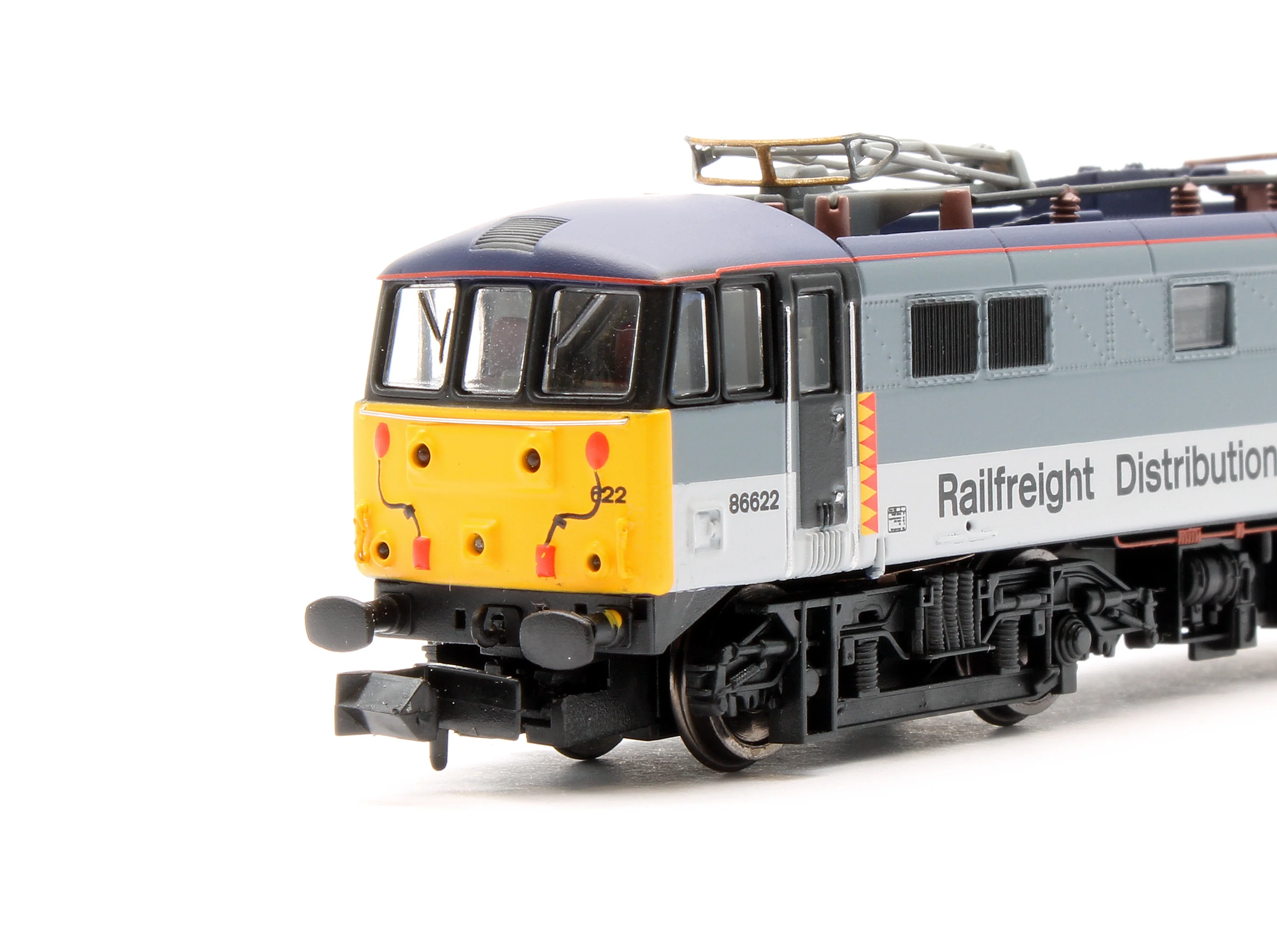 GM2210802 Class 86 622 Railfreight Distribution European Livery Electric Locomotive - Image 7