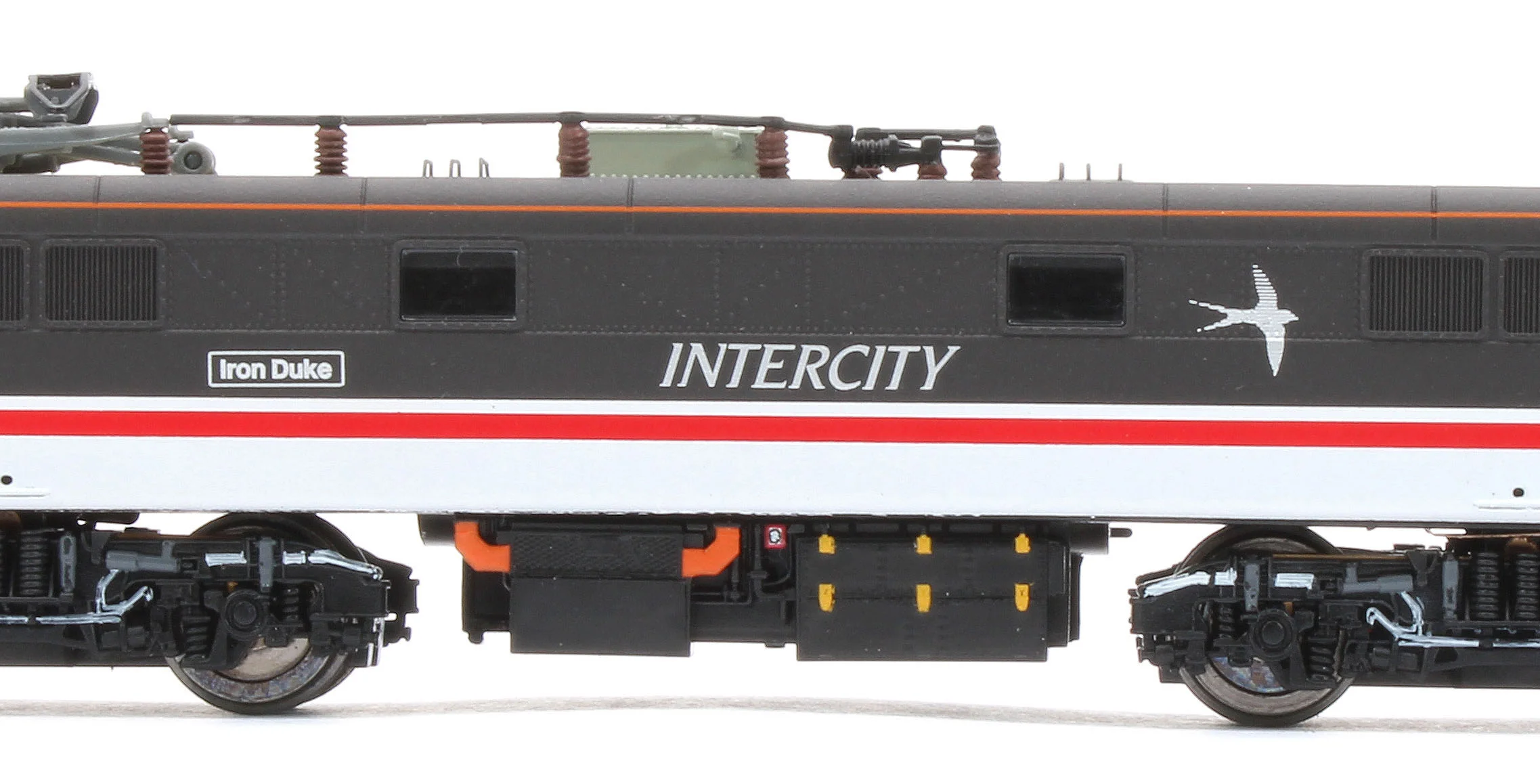 2D-087-002D Class 87 Iron Duke 87017 Intercity Swallow Electric Locomotive - DCC Fitted - Image 10