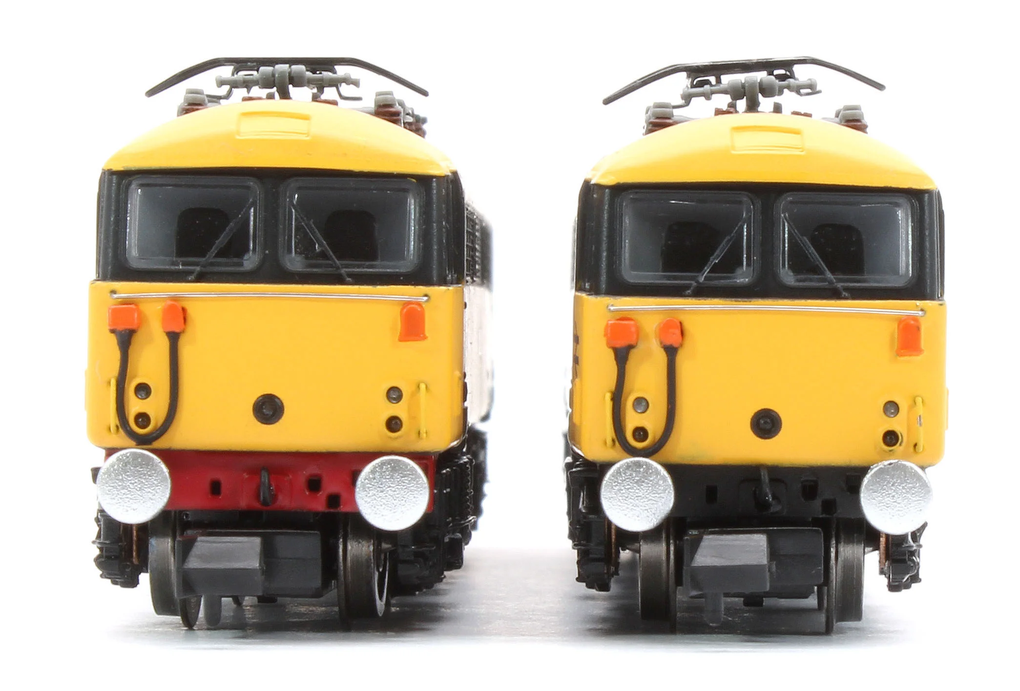 2D-087-007 Class 87 Twin Pack City of Glasgow 87006 & Coeur de Lyon 87012 Electric Locomotive - Image 18