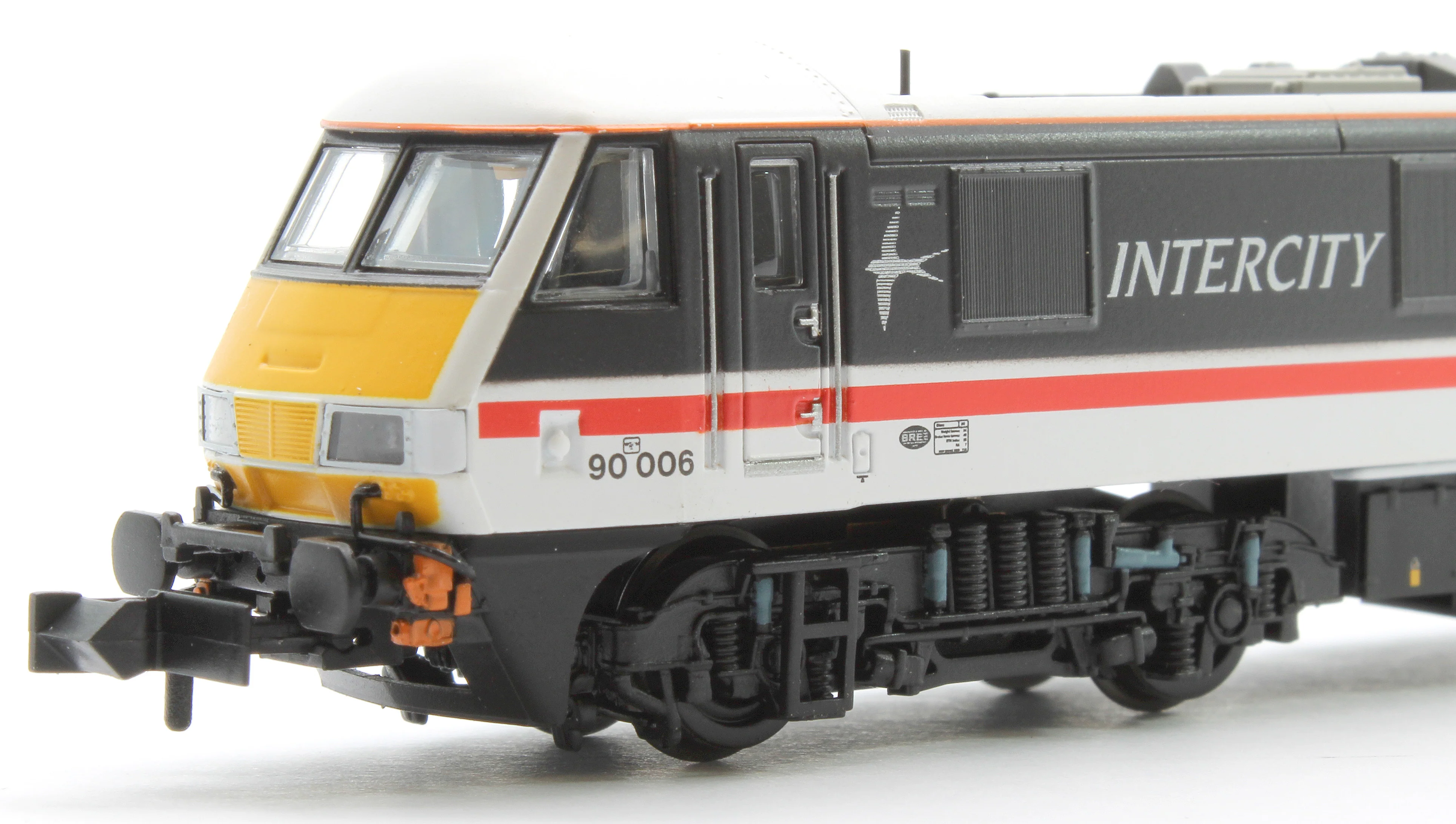 371-780ASF Class 90/0 90006 'High Sheriff' BR InterCity (Swallow) Electric Locomotive - DCC Sound - Image 6