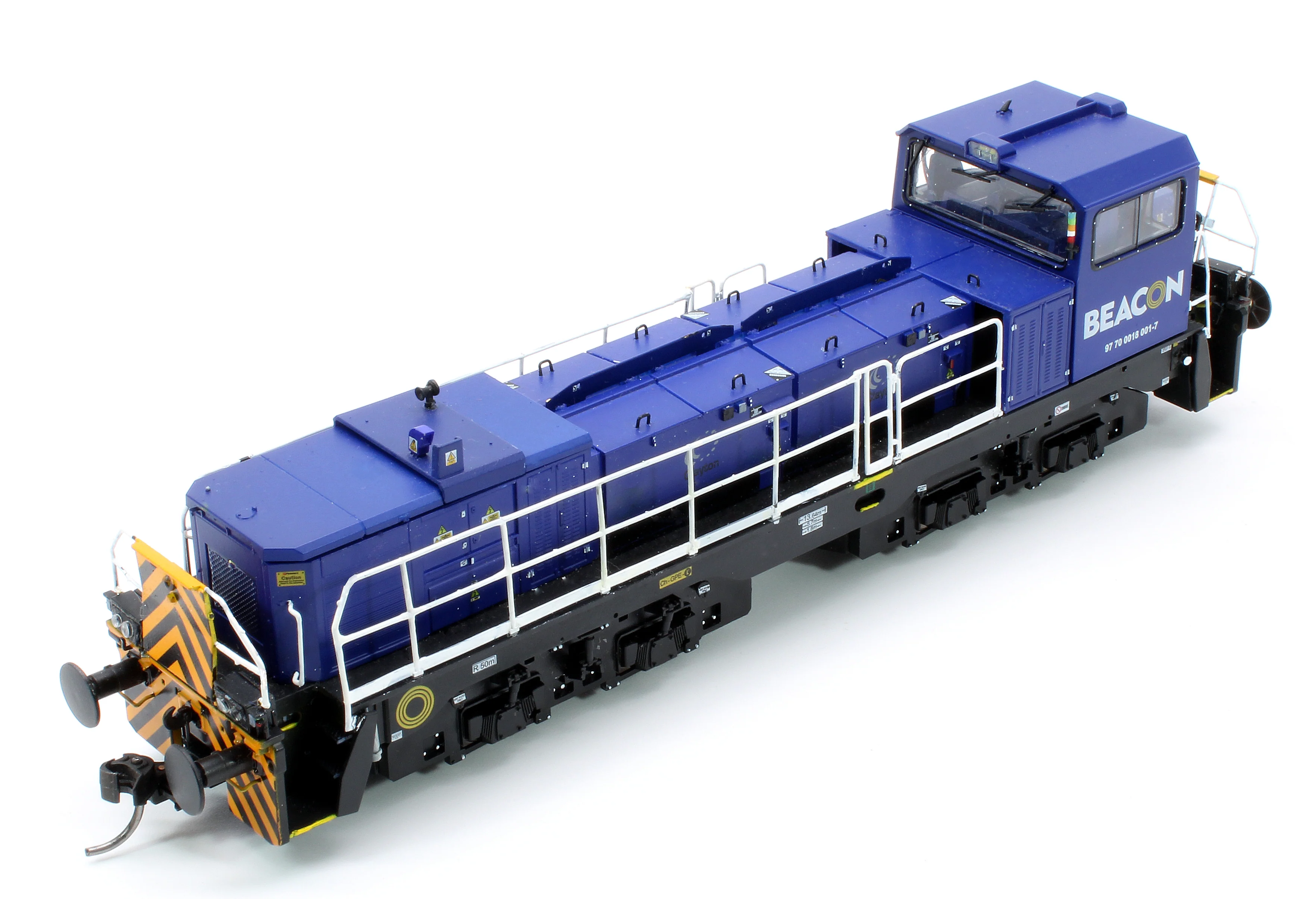 RT-CL18-BE-006 Clayton Class 18 (18006-15) / CBD90 Beacon Rail Hybrid Battery Diesel Locomotive (BMAC Light Cluster) - Image 7